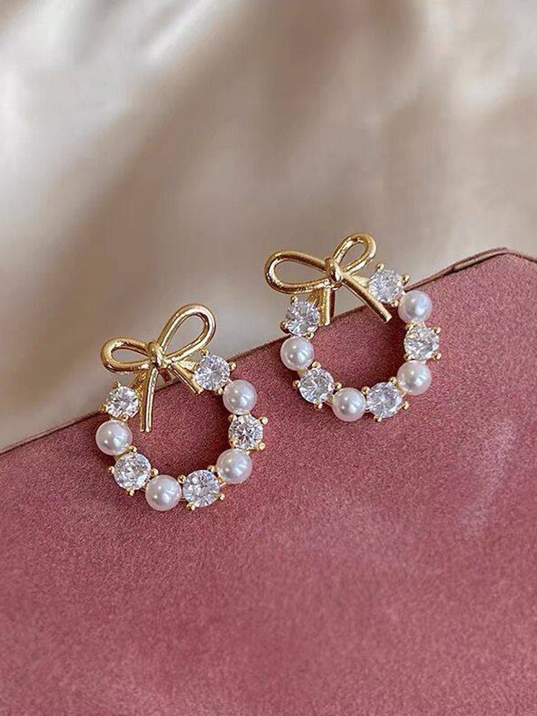 

FIMBUL Gold-Plated Stud Earrings
