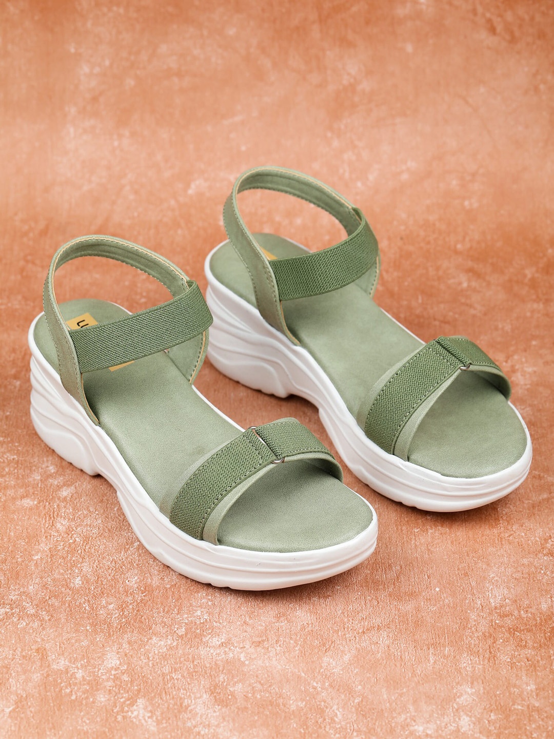 

Luxyfeel Textured Open Toe Wedges With Backstrap, Green