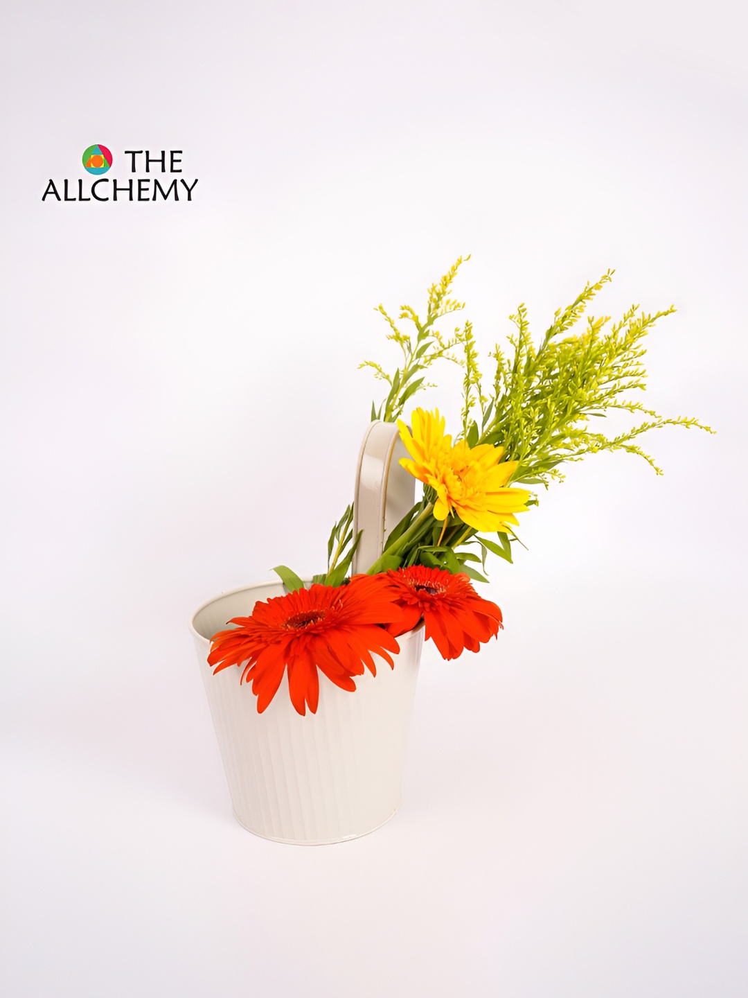 

THE ALLCHEMY White Textured Foral Flower Vase