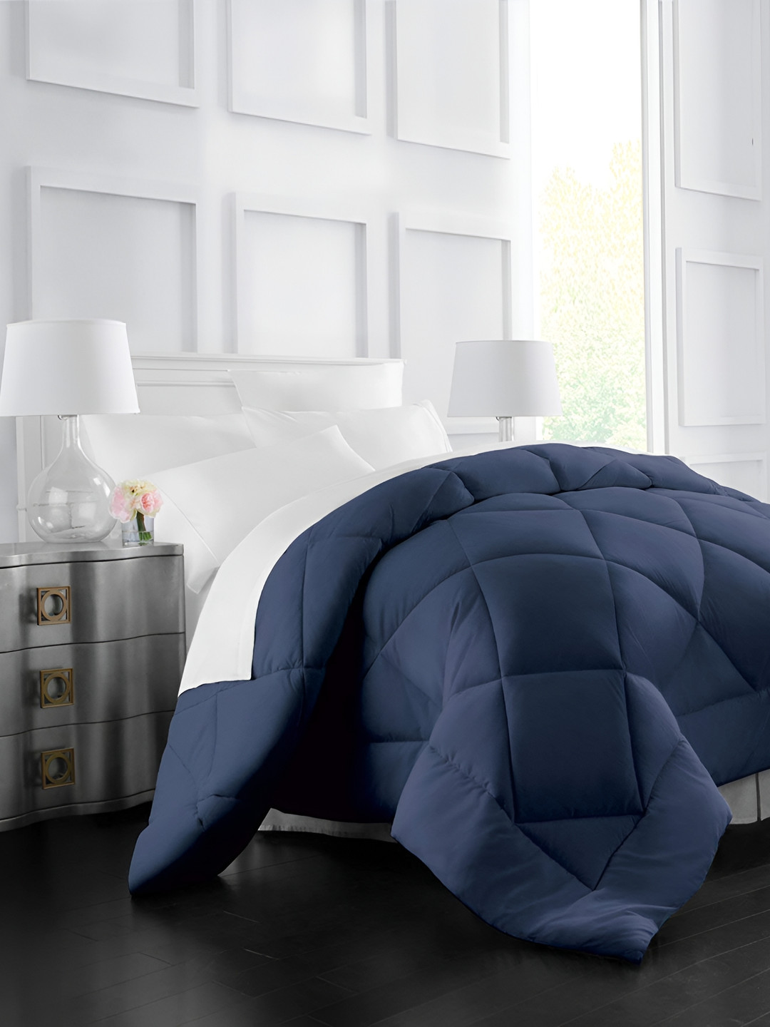 

LINENOVATION Black Solid AC Room 200 GSM Double Bed Duvet