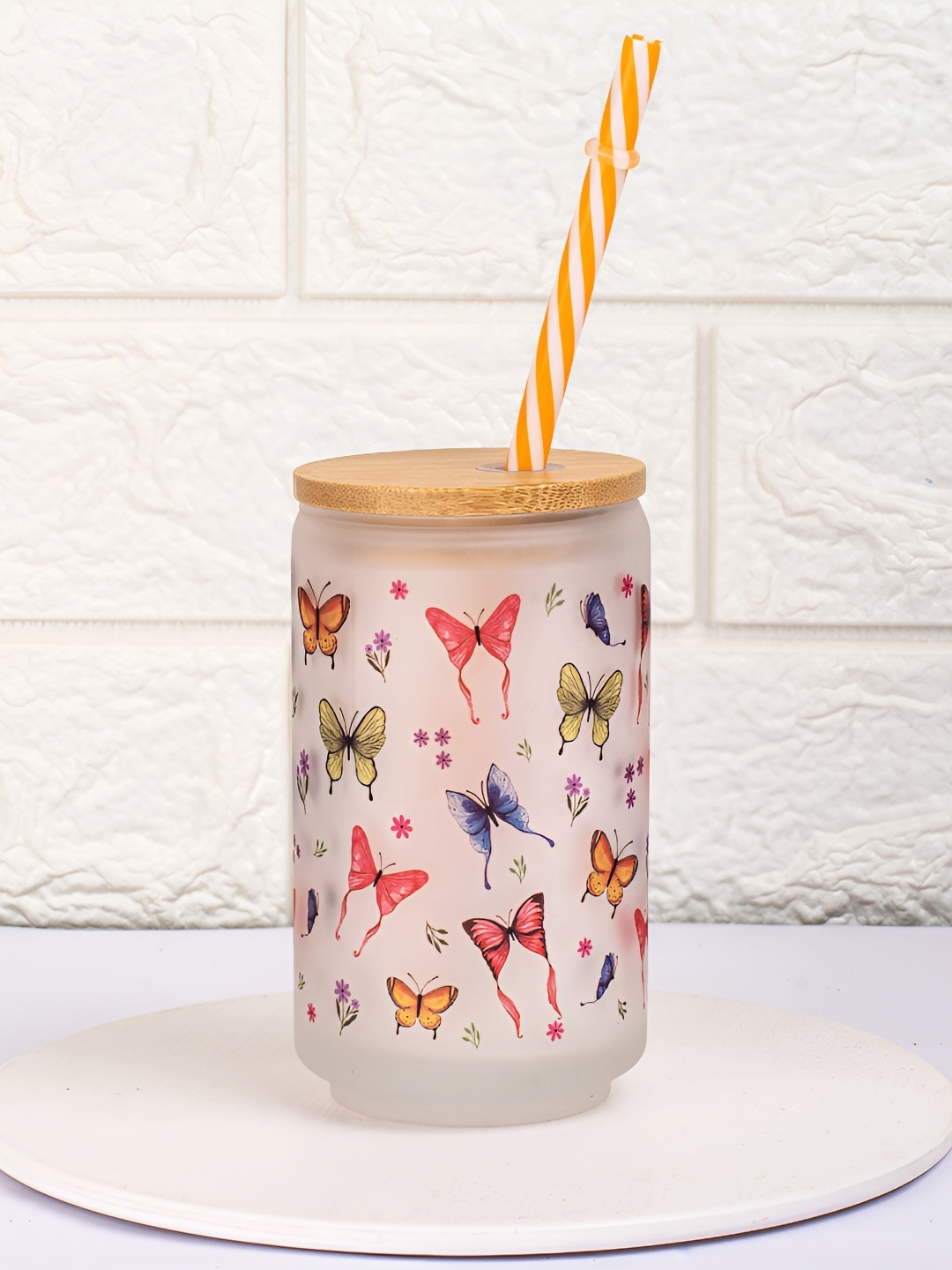 

Strokes by Namrata Mehta Red Floral Printed Glass Mug 500ml