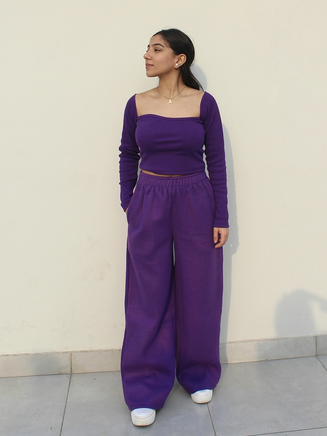 

Obleka Women Solid Square Neck Cotton Fleece Crop Top & Trousers Co-Ords, Purple