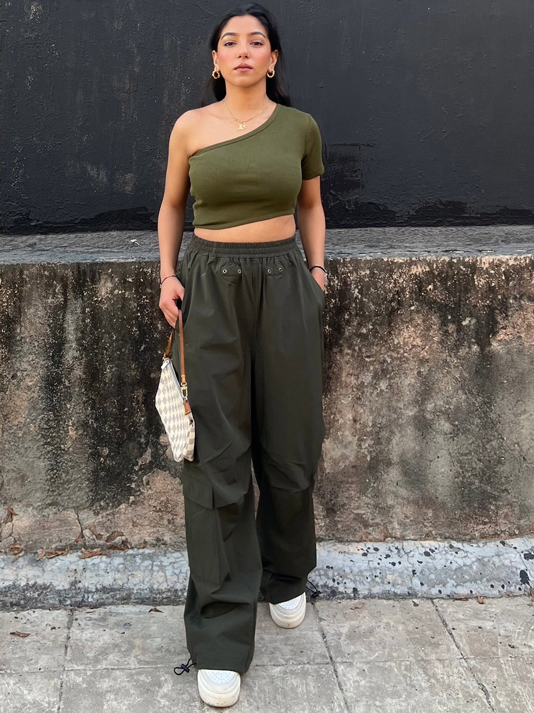 

Obleka Ribbed One Shoulder Crop Top With Cargo Style Trousers Co-ords, Green