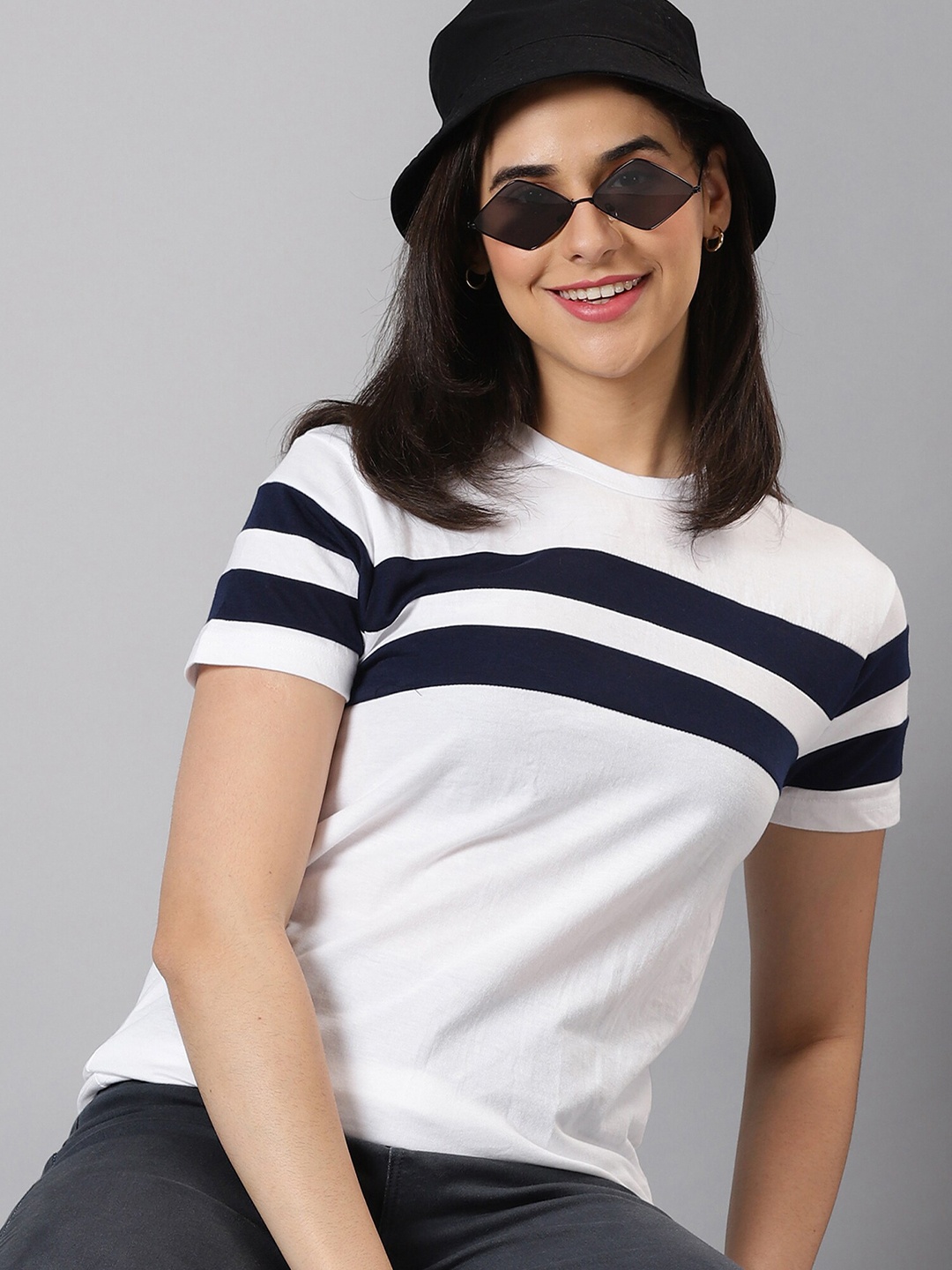 

AUSK Colourblocked Round Neck Regular Fit T-shirt, White