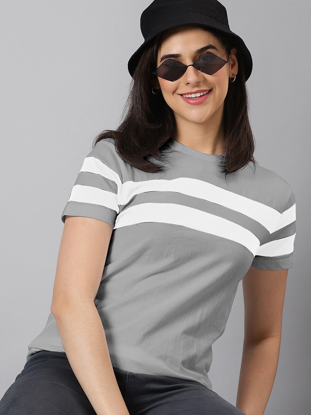 

AUSK Colourblocked Round Neck Regular Fit T-shirt, Grey