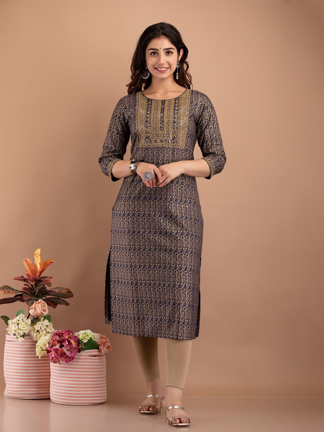 

BAESD Abstract Printed Thread Work Sequined Straight Kurta, Navy blue