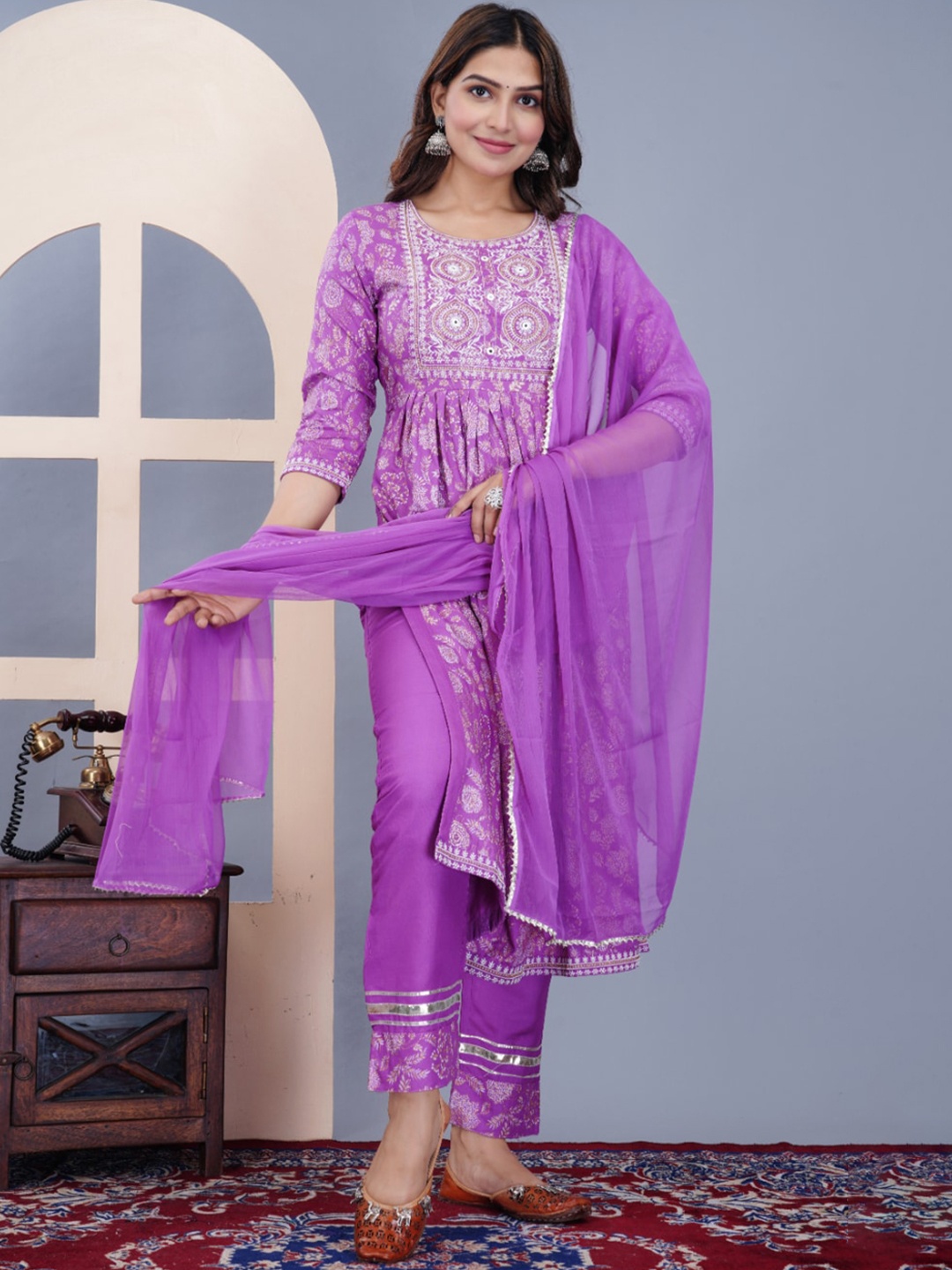 

KALINI Ethnic Motifs Printed Straight Kurta & Trousers With Dupatta, Purple