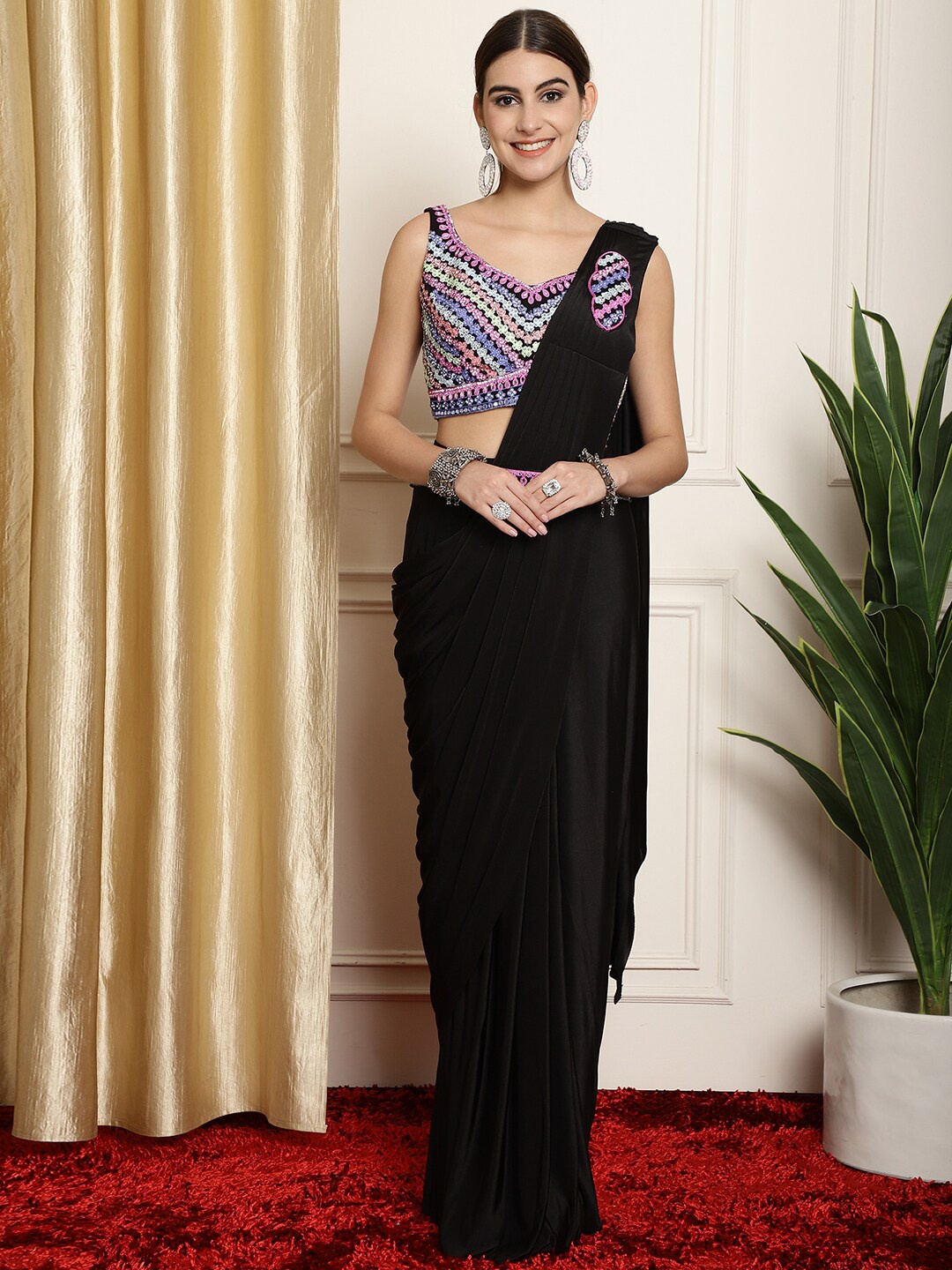 

Grancy Ready to Wear Saree, Black