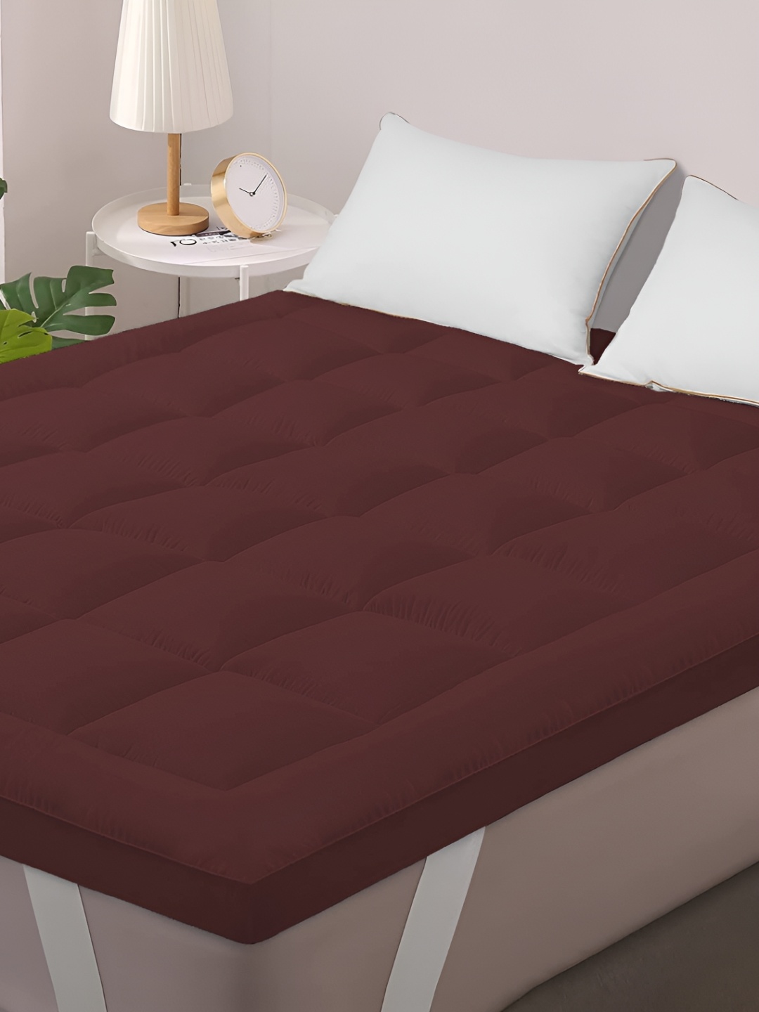 

LINENOVATION Maroon Quilted Breathable Mattress Protector