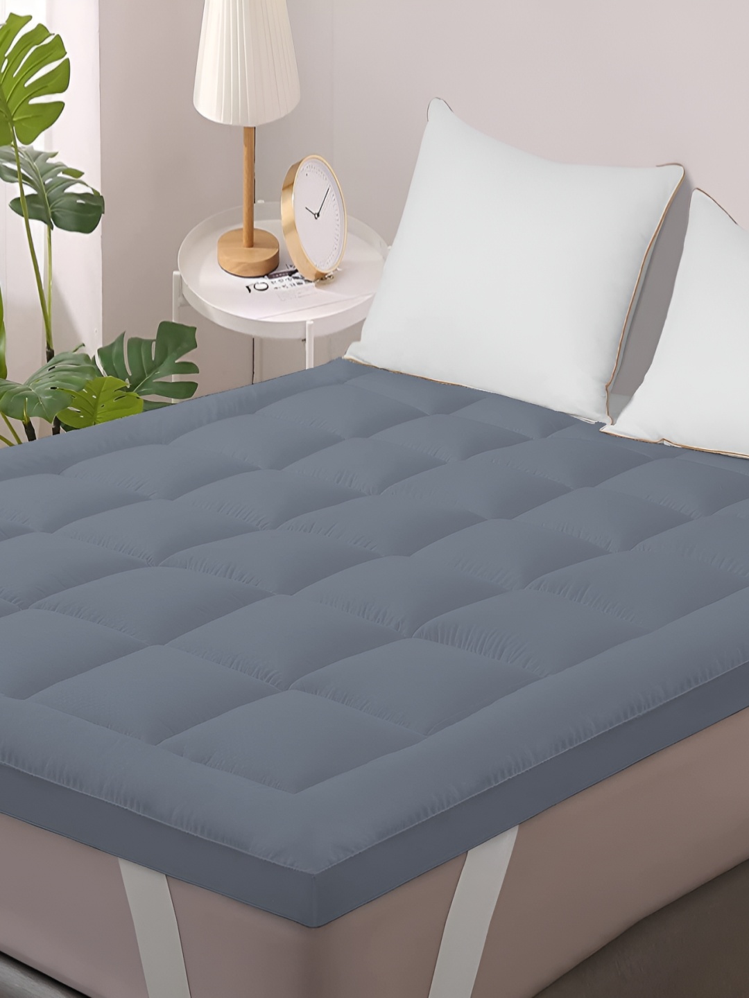 

LINENOVATION Grey Breathable Quilted Mattress Protector