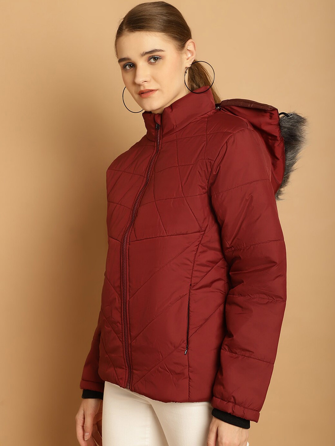 

WELL QUALITY Hooded Lightweight Dri-FIT Puffer Jacket, Maroon