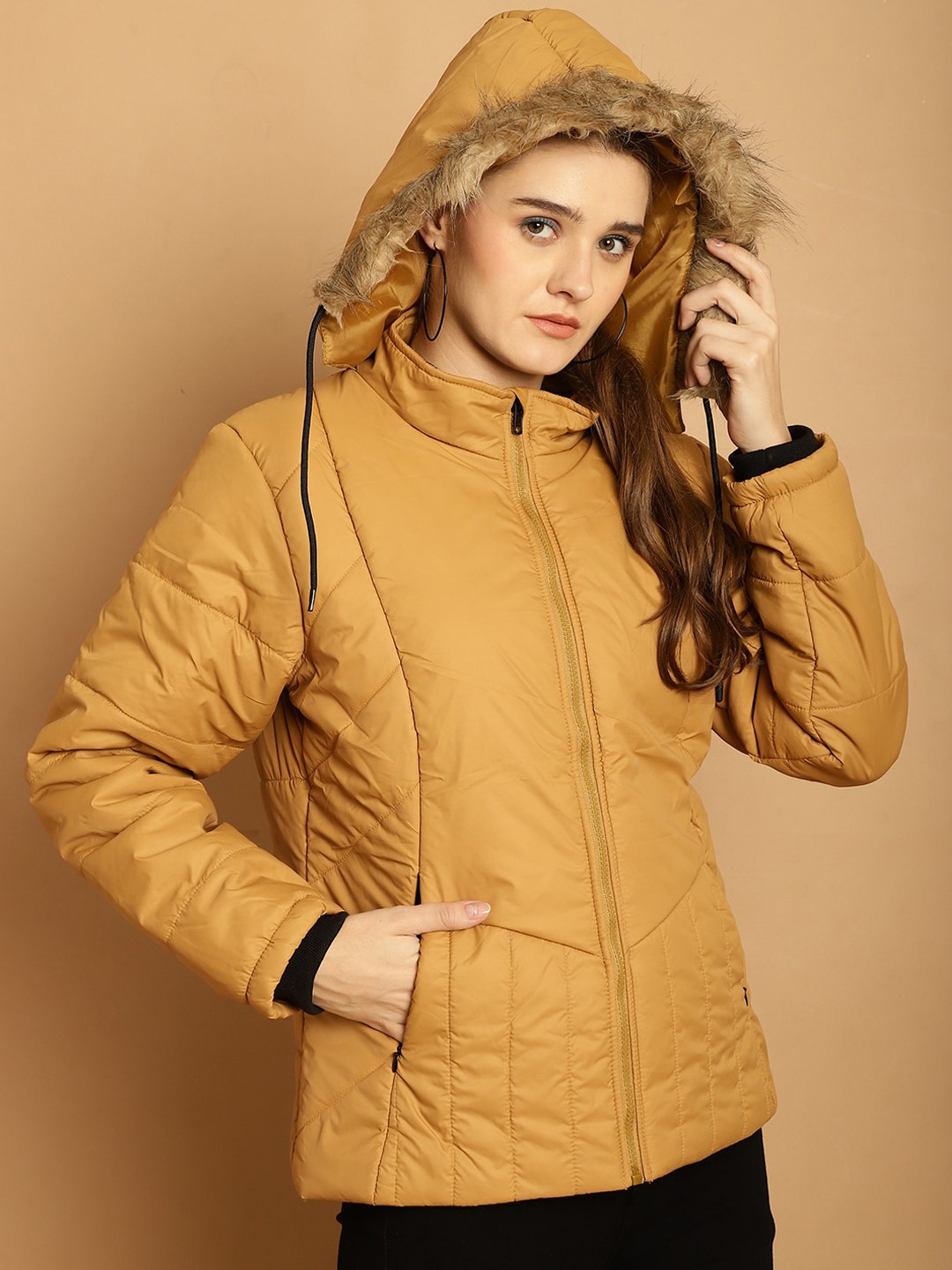

WELL QUALITY Mock Collar Faux Fur Trim Lightweight Dri-FIT Padded Jacket, Mustard