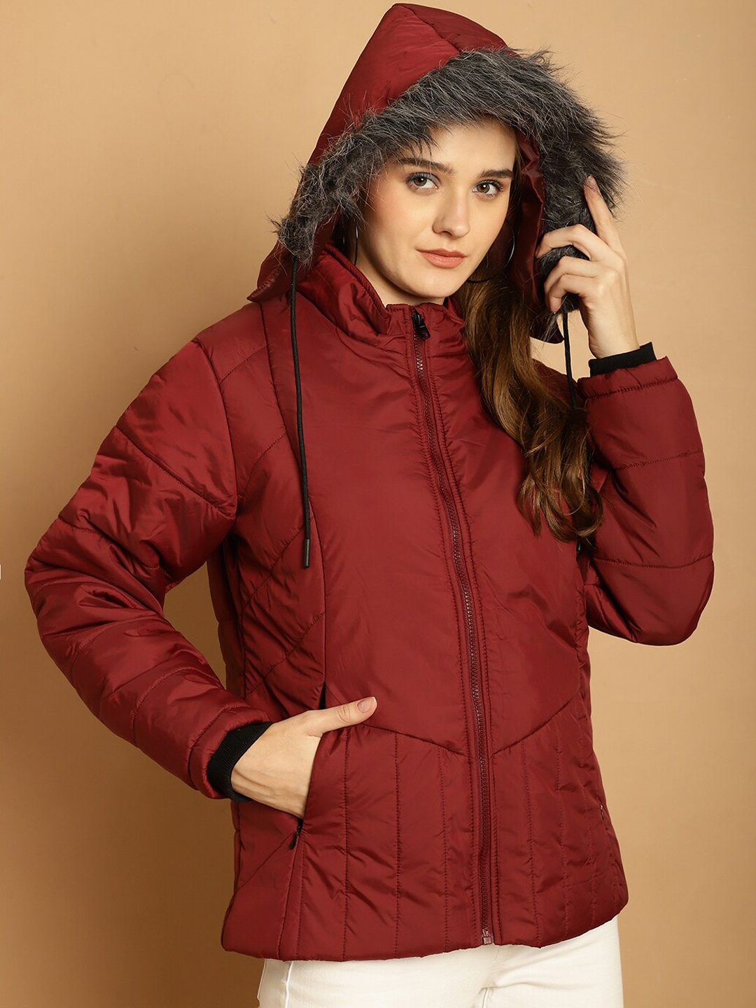 

WELL QUALITY Mock Collar Faux Fur Trim Lightweight Dri-FIT Padded Jacket, Maroon