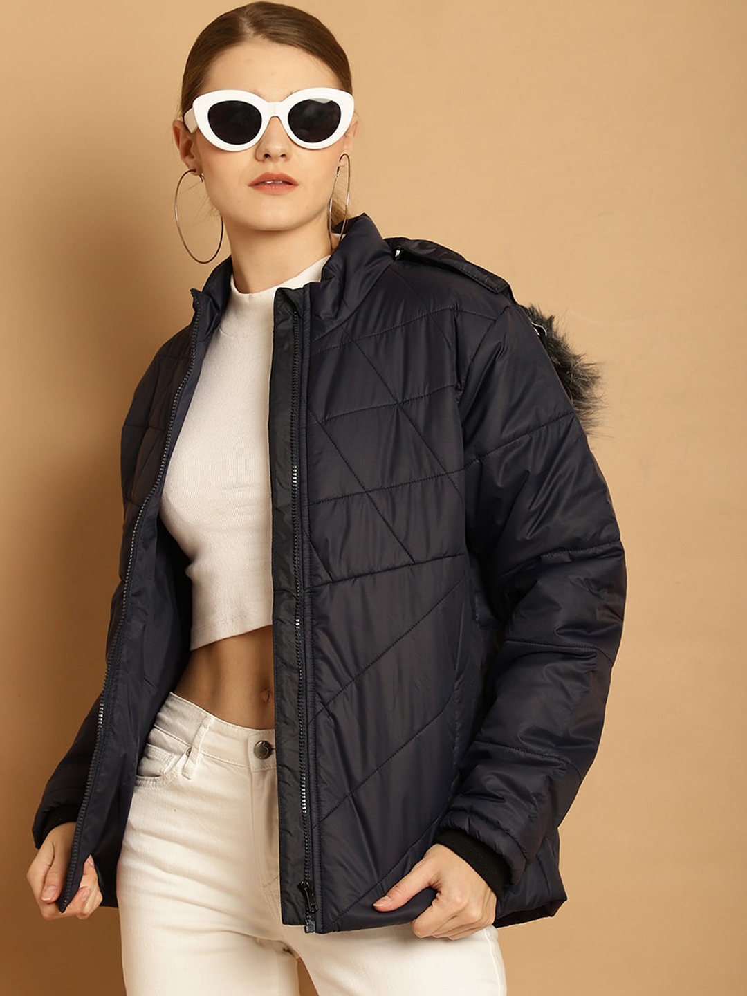 

WELL QUALITY Hooded Puffer Jacket, Navy blue