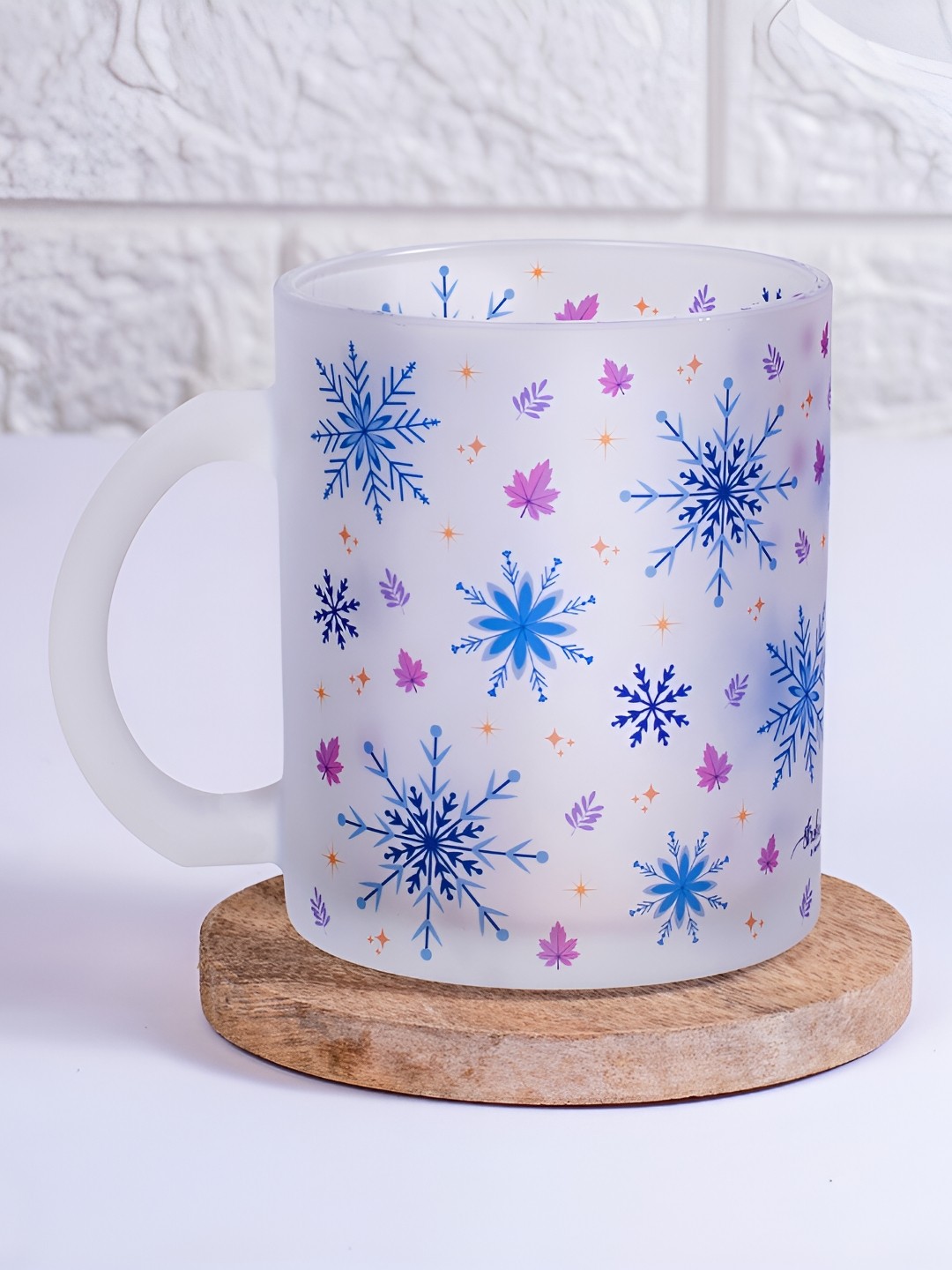 

Strokes by Namrata Mehta Blue Floral Printed Glass Mug 350ml