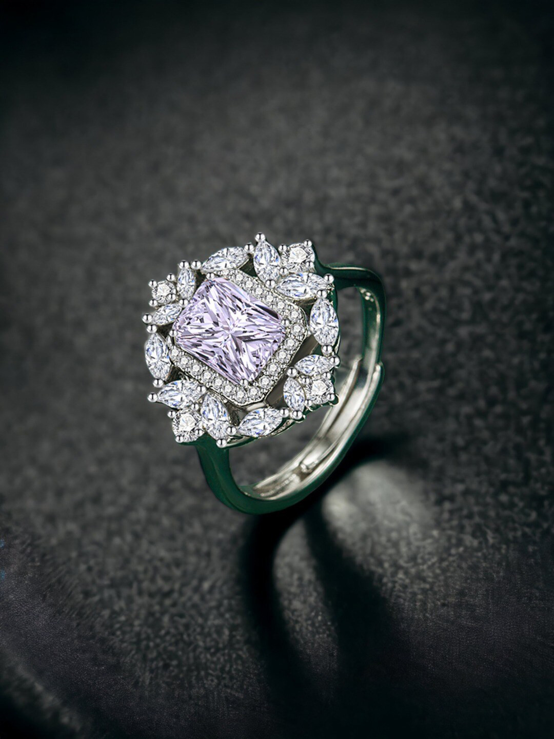 

Designs & You Silver Plated Adjustable Finger Ring