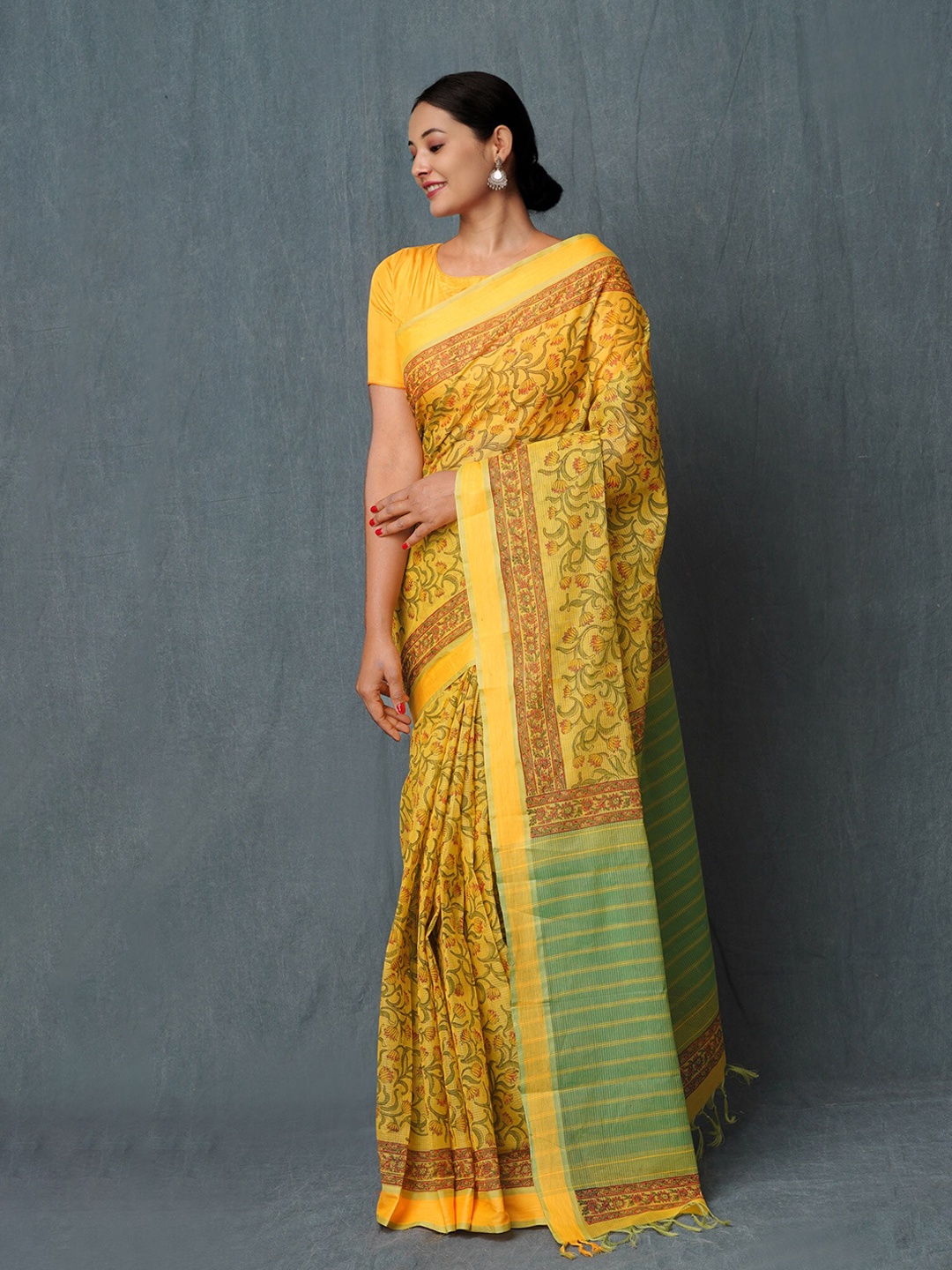 

Unnati Silks Floral Printed Zari Pure Cotton Handloom Mangalagiri Saree, Yellow