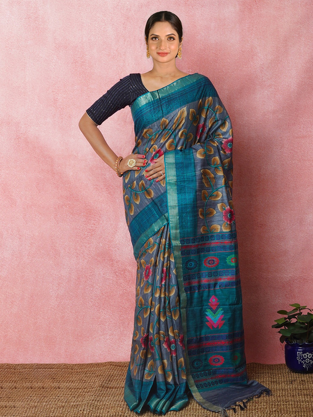 

Unnati Silks Floral Printed Zari Detail Pure Silk Tussar Saree, Grey