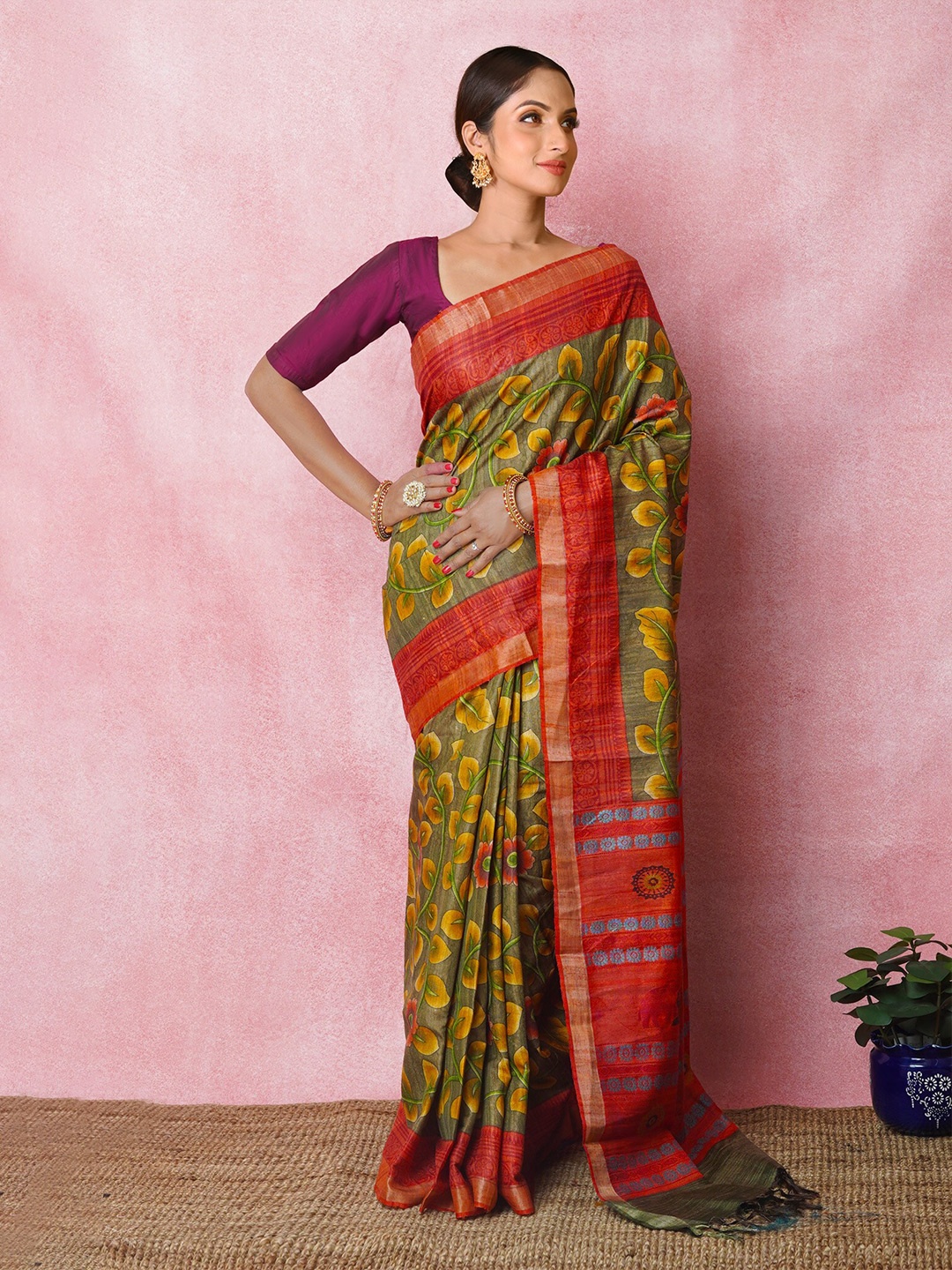 

Unnati Silks Floral Printed Pure Silk Tussar Saree, Brown