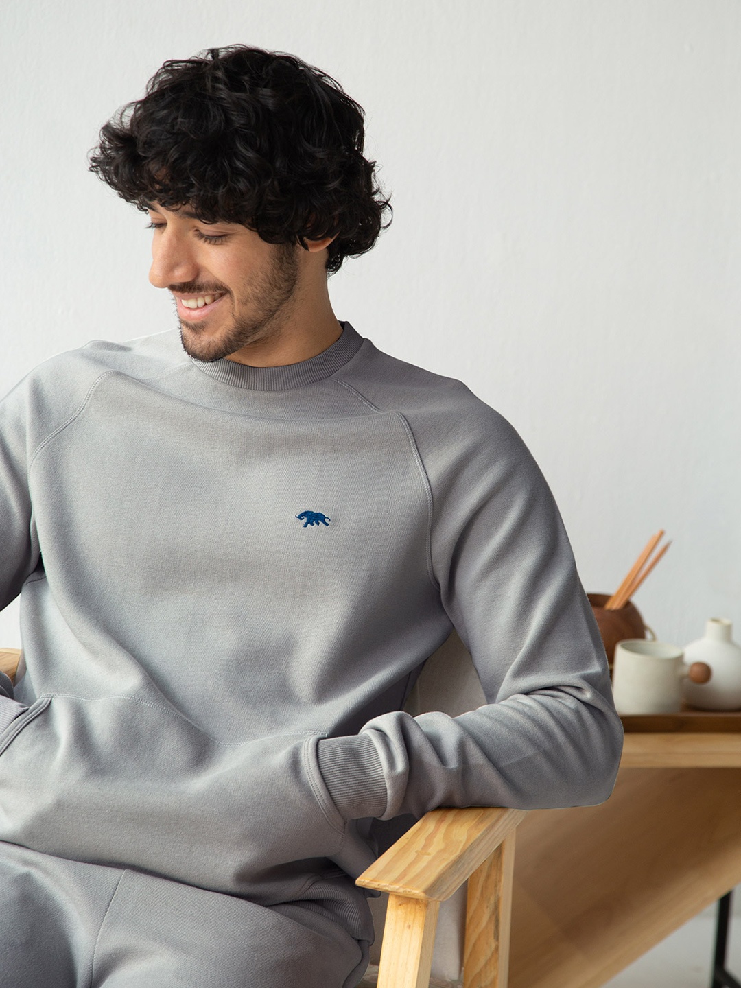 

Andamen Long Sleeve Pullover Sweatshirt, Grey