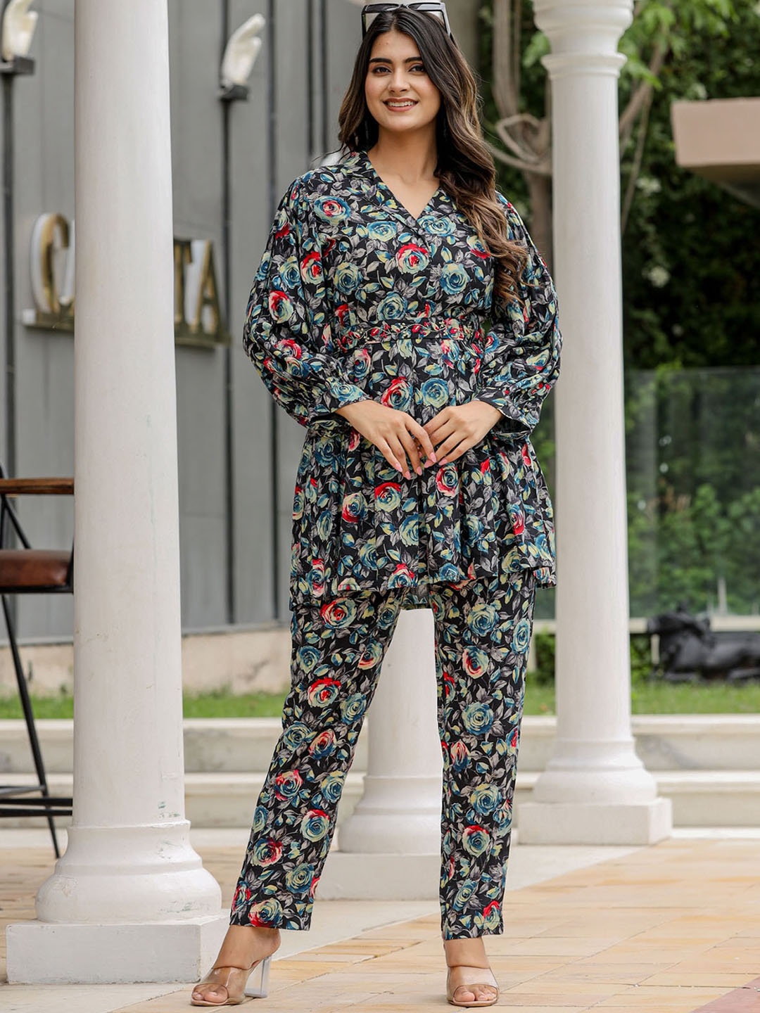 

FASHION DWAR Floral Printed Regular Tunic With Trousers, Black