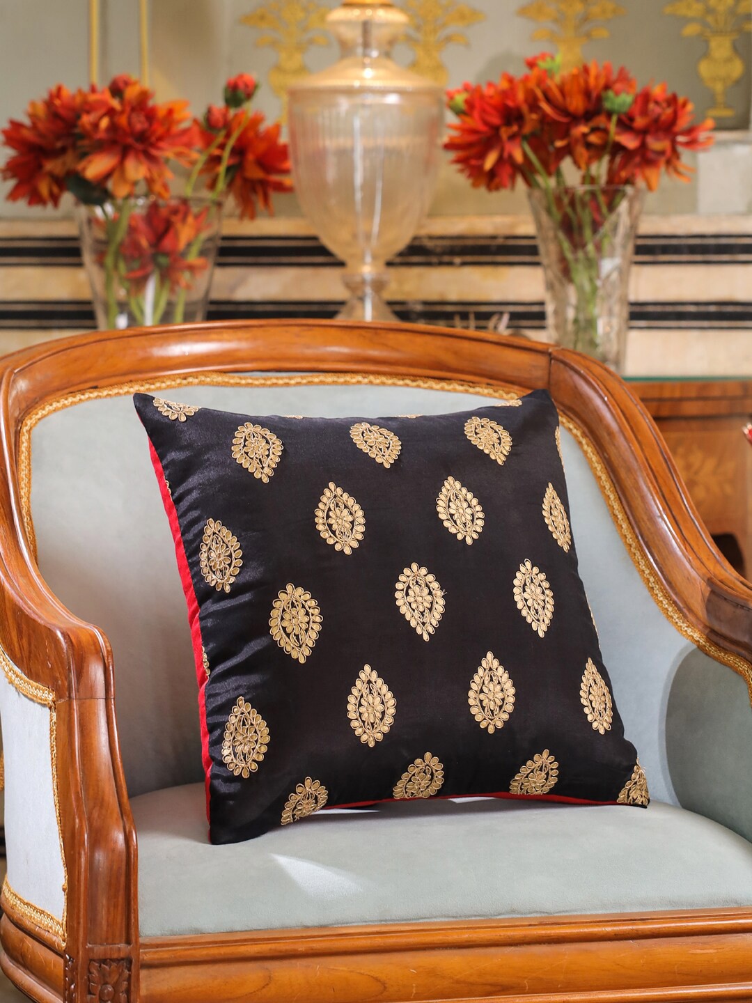 

House of Pataudi Black & Gold Toned Embroidered Square Cushion Cover