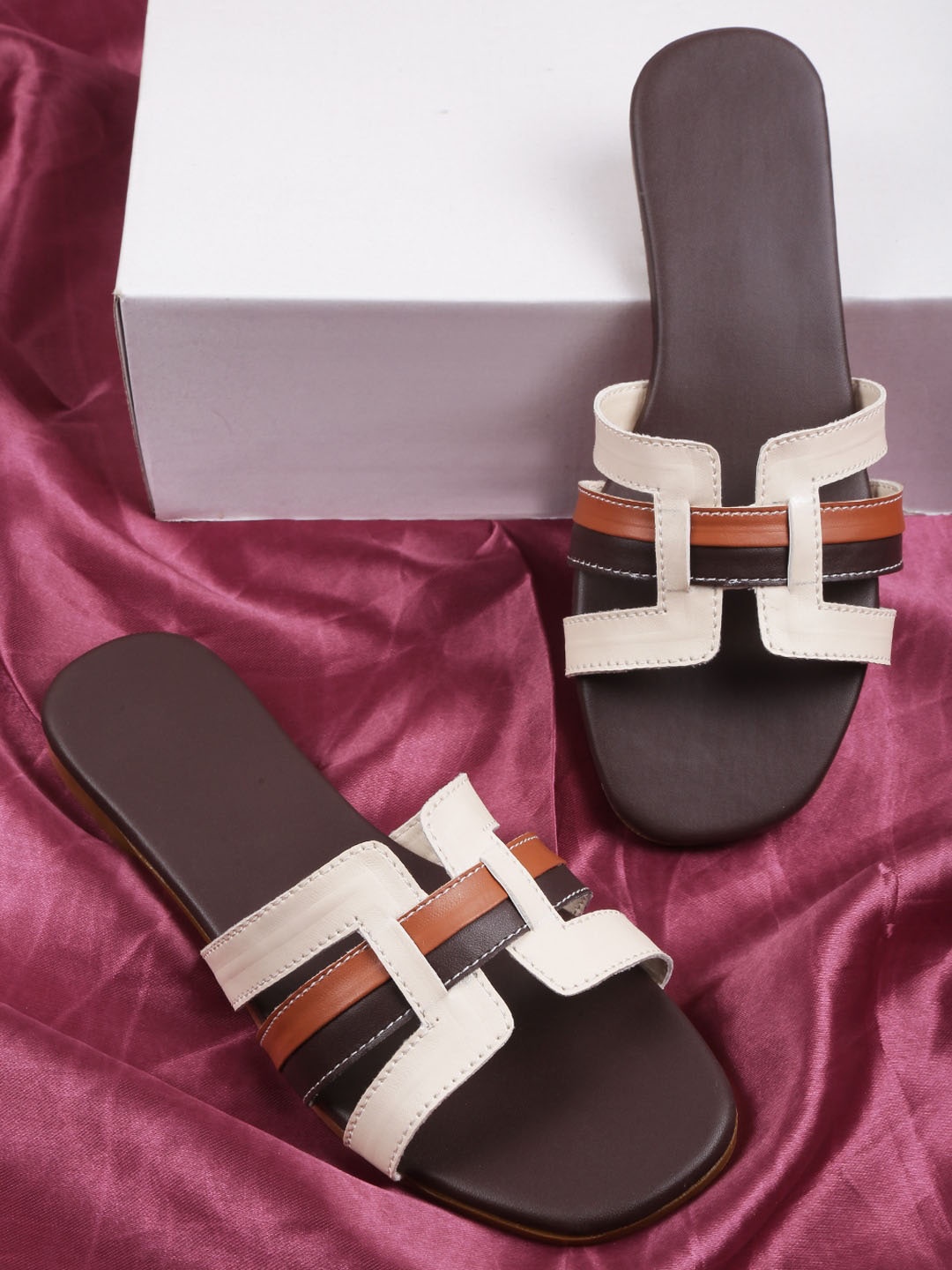 

CLOSHO H-Strap Open Toe Flats, Brown