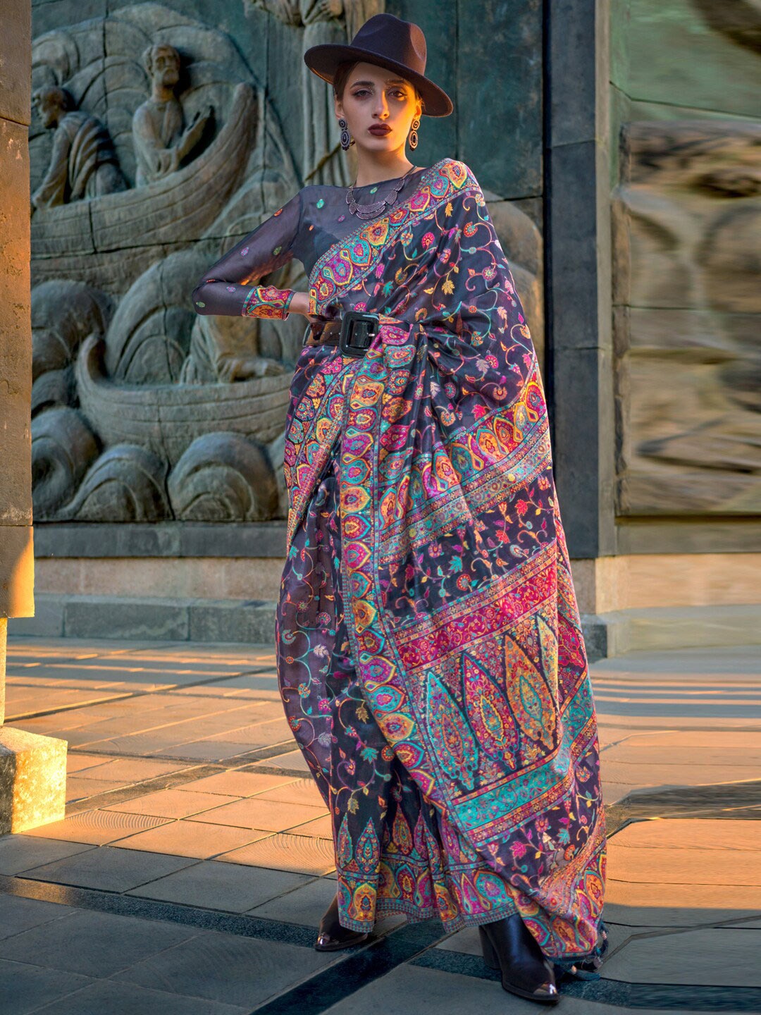 

Mitera Grey Floral Floral Woven Design Organza Banarasi Saree