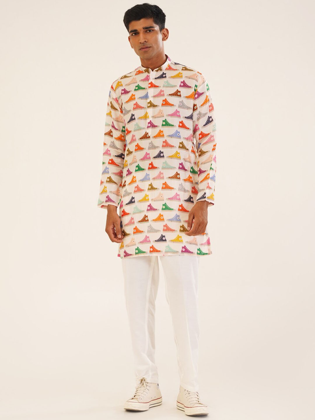 

KALPRAAG Conversational Printed Mandarin Collar Georgette Regular Kurta, Off white