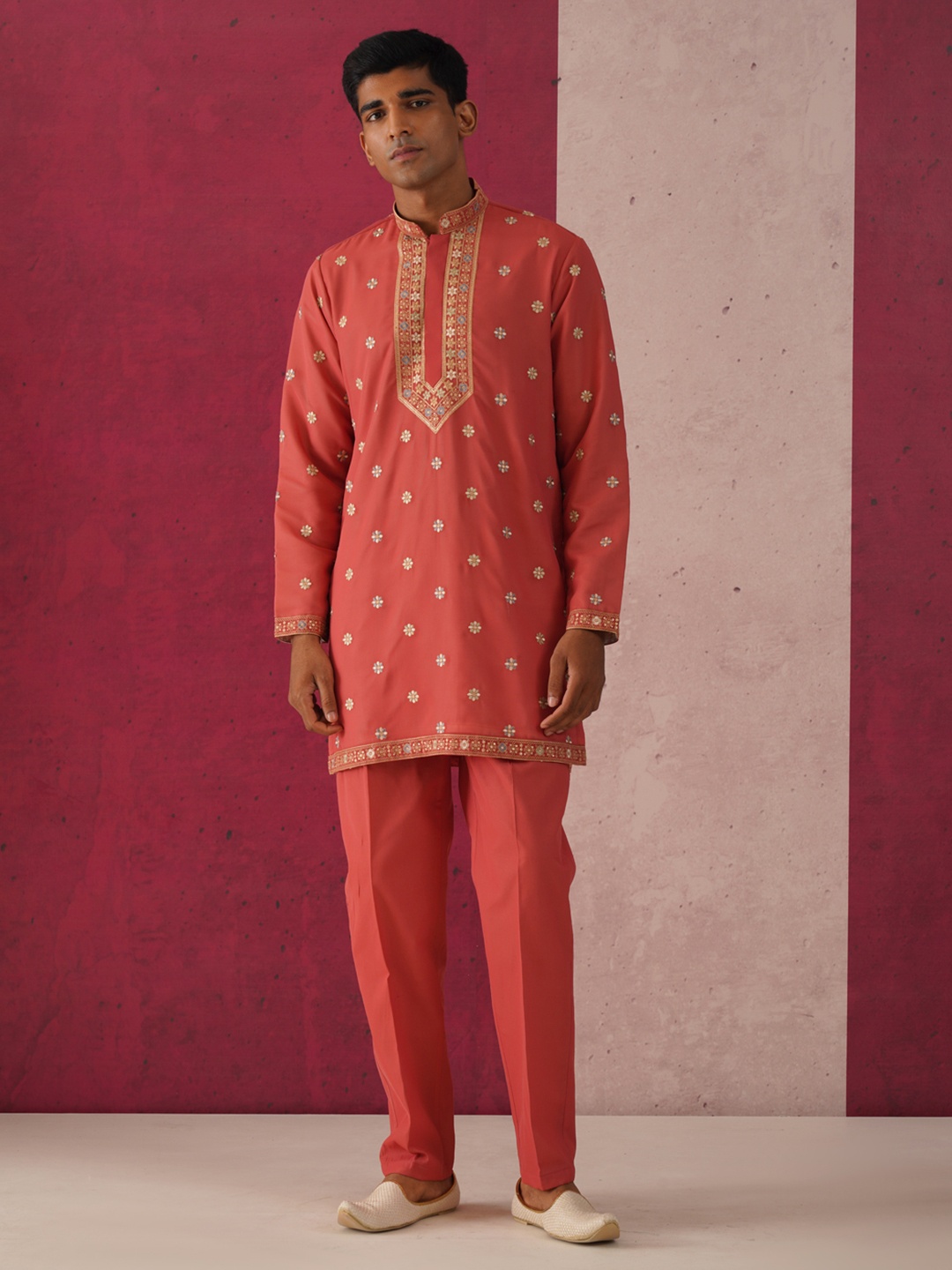 

KALPRAAG Ethnic Motifs Embroidered Straight Georgette Kurta with Trousers, Red