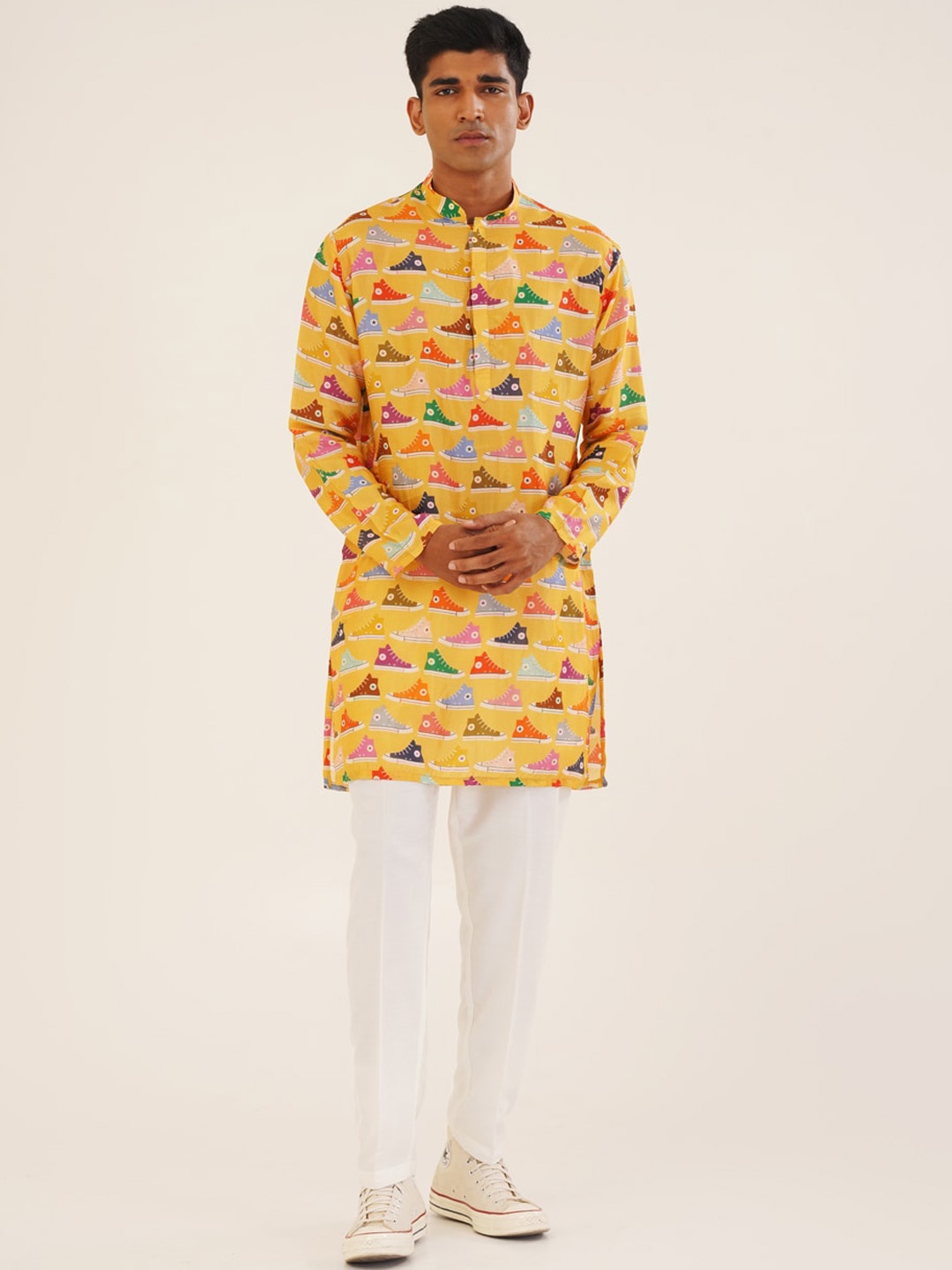 

KALPRAAG Geometric Printed Mandarin Collar Regular Georgette Kurta with Trousers, Yellow