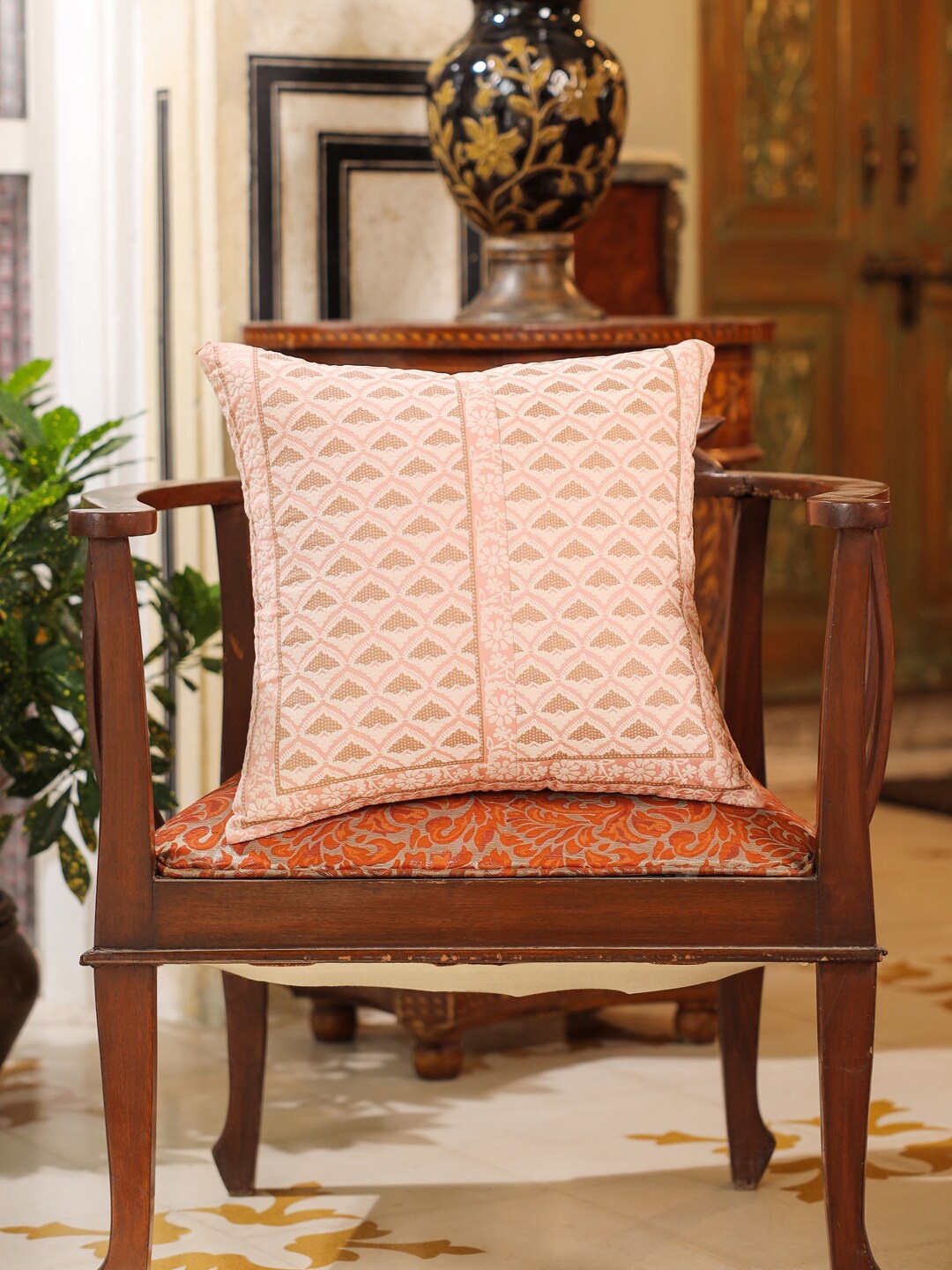 

House of Pataudi Peach Coloured & White Self Design Printed Square Cushion Cover