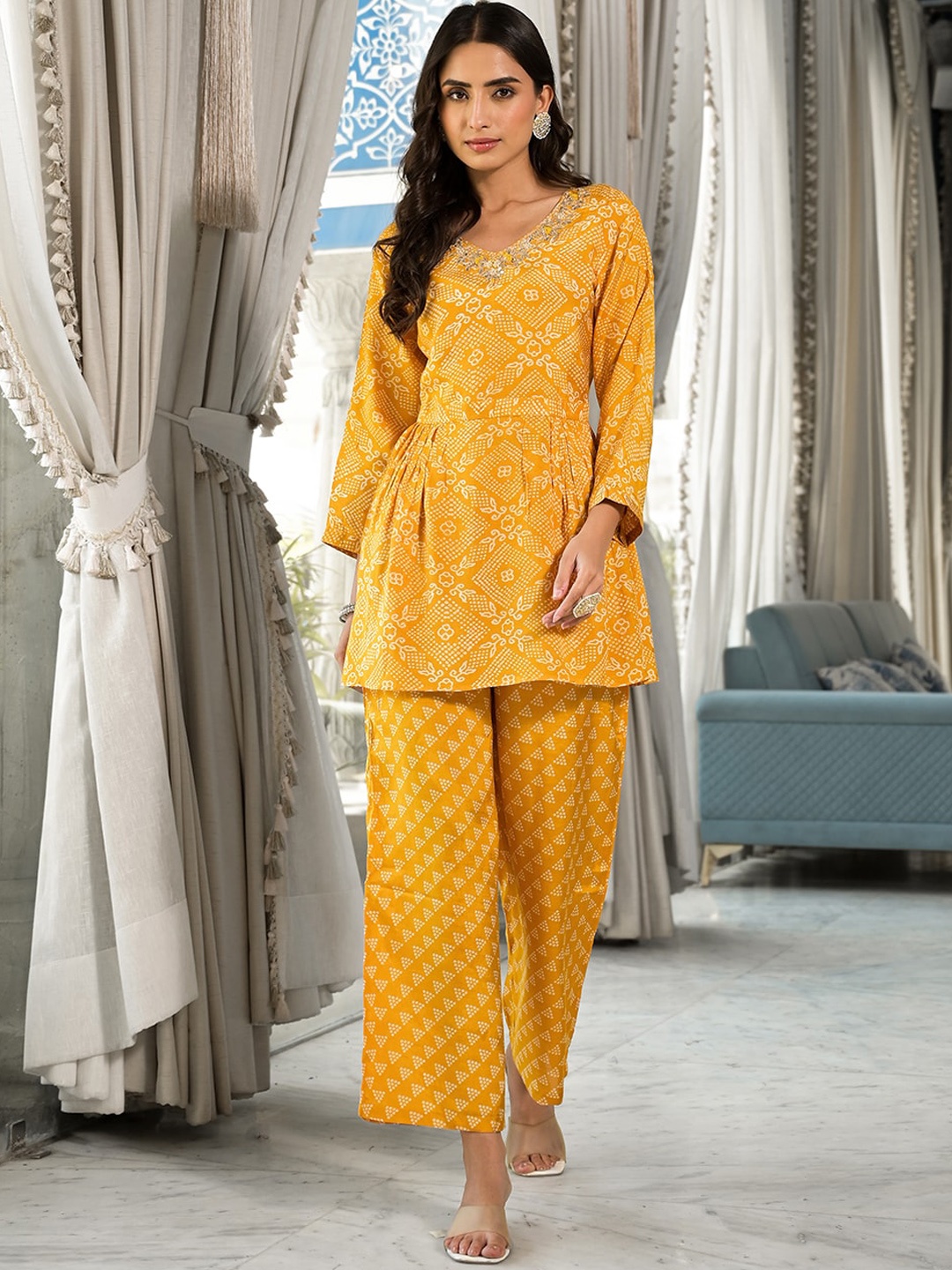 

Divena Ethnic Motifs Printed Tunic With Flared Co-Ords, Mustard