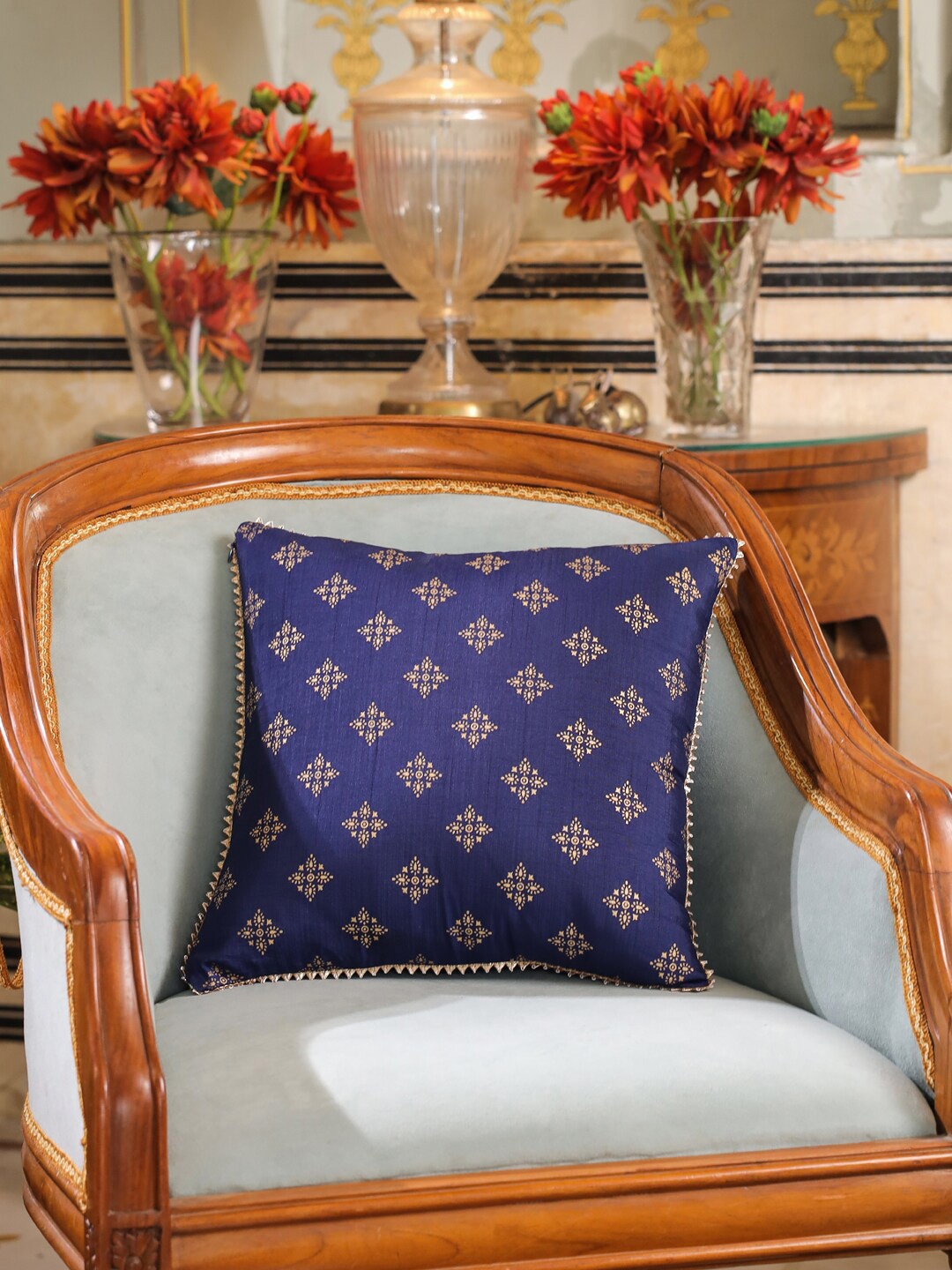 

House of Pataudi Blue & Gold Toned Floral Butti Printed Square Cushion Cover