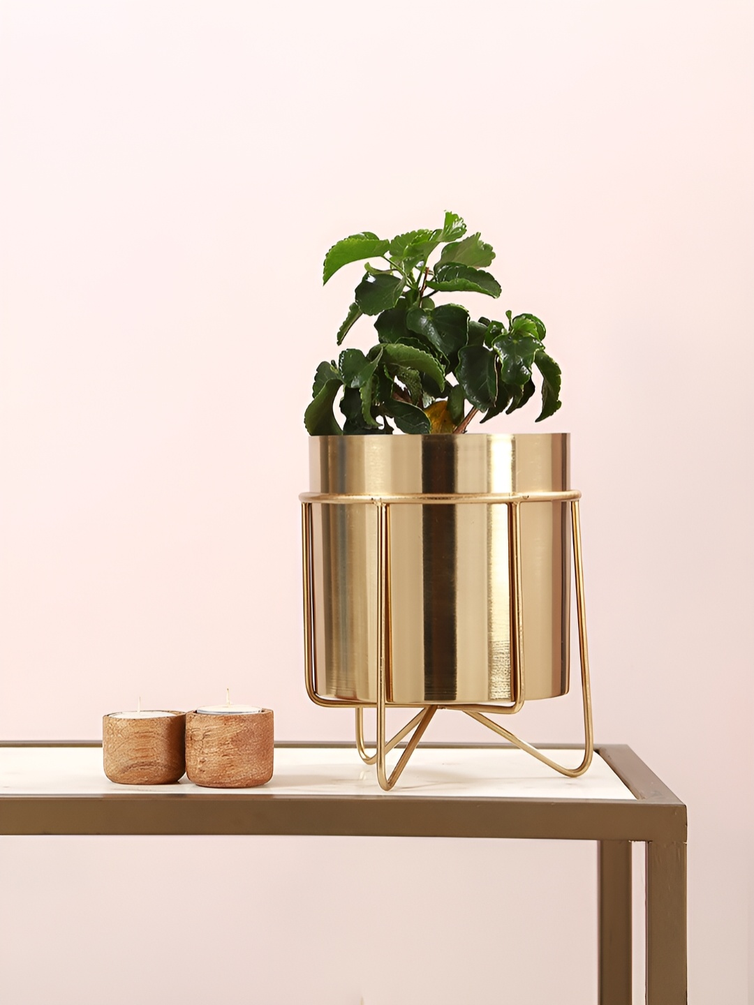 

Manor House Gold-Tone Textured Planter With Stand