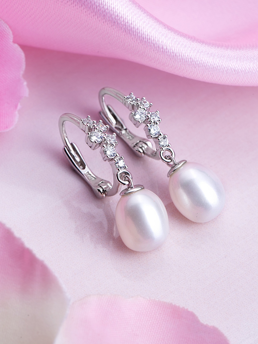 

Zavya 925 Pure Sterling Silver Rhodium-Plated Pearl Contemporary Hoop Earrings