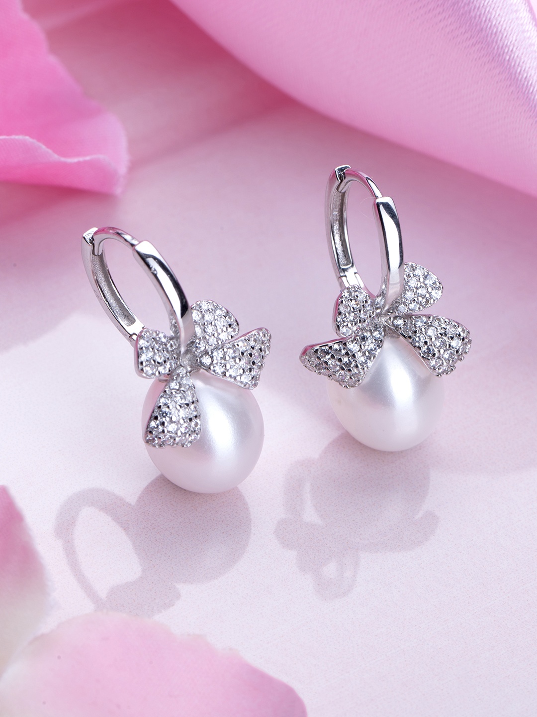 

Zavya 925 Pure Sterling Silver Rhodium-Plated Pearl Contemporary Hoop Earrings