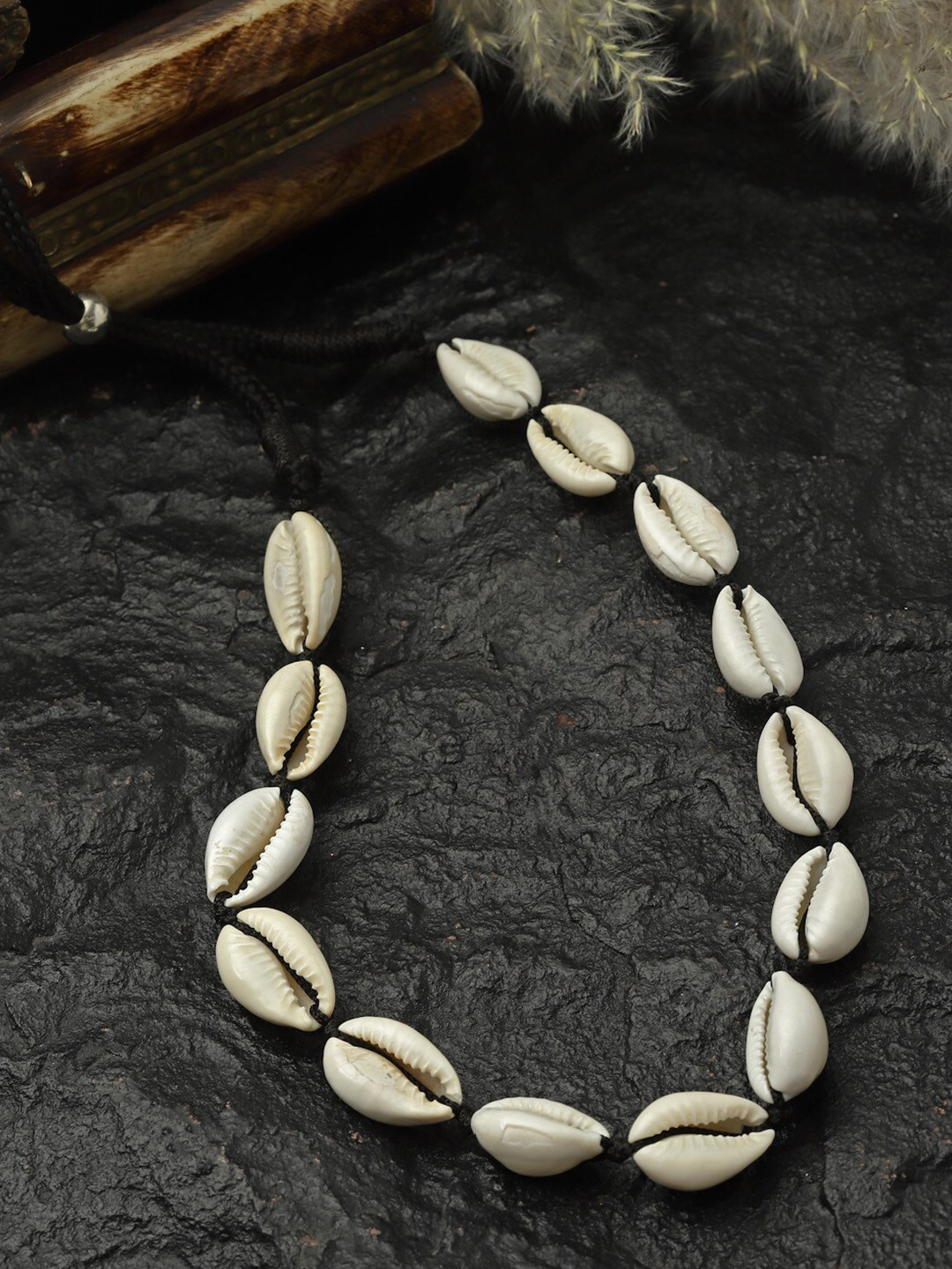 

Sanjog Sea Shell Bohemian Choker Necklace, White