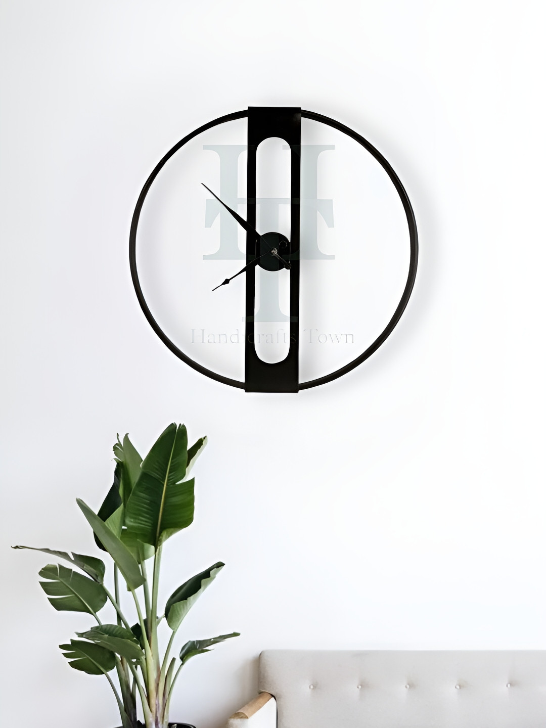 

HANDICRAFTS TOWN Black Round Contemporary Wall Clock