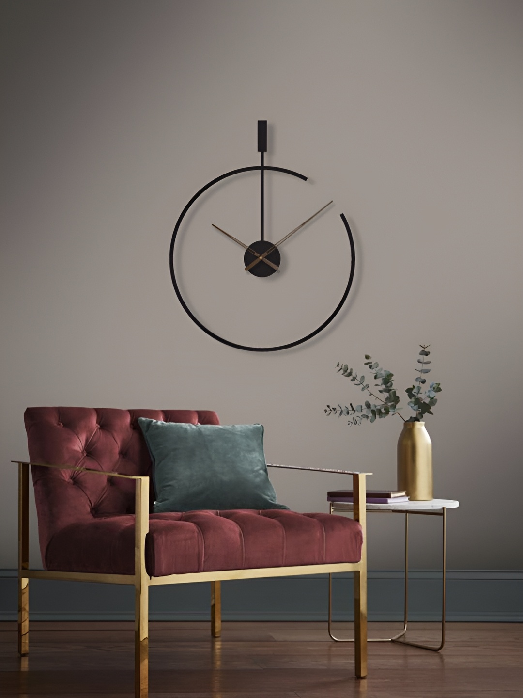 

HANDICRAFTS TOWN Black Round Contemporary Wall Clock