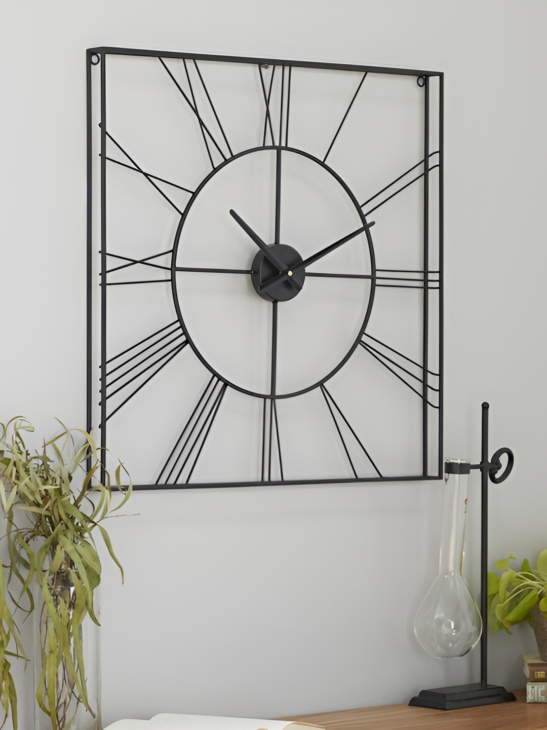 

HANDICRAFTS TOWN Black Squared Traditional Wall Clock
