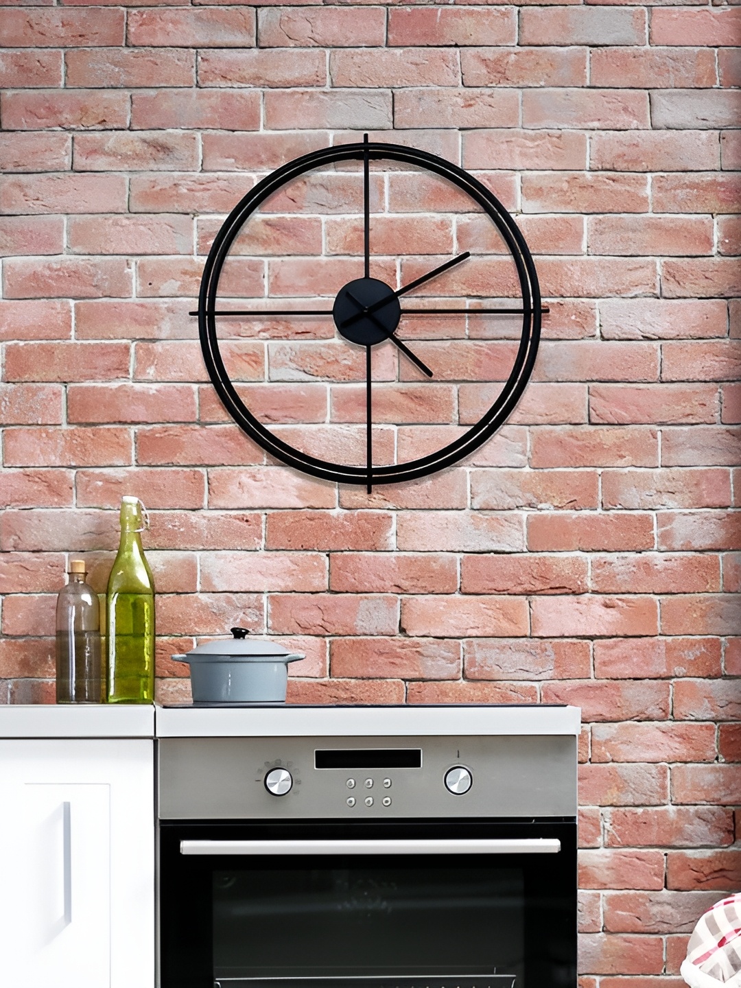 

HANDICRAFTS TOWN Black Round Contemporary Wall Clock