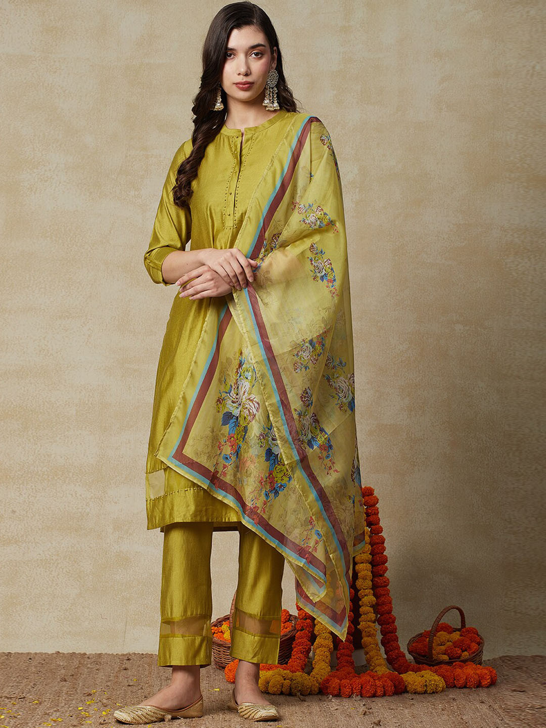 

FASHOR Mandarin Collar Regular Kurta with Trousers & With Dupatta, Green