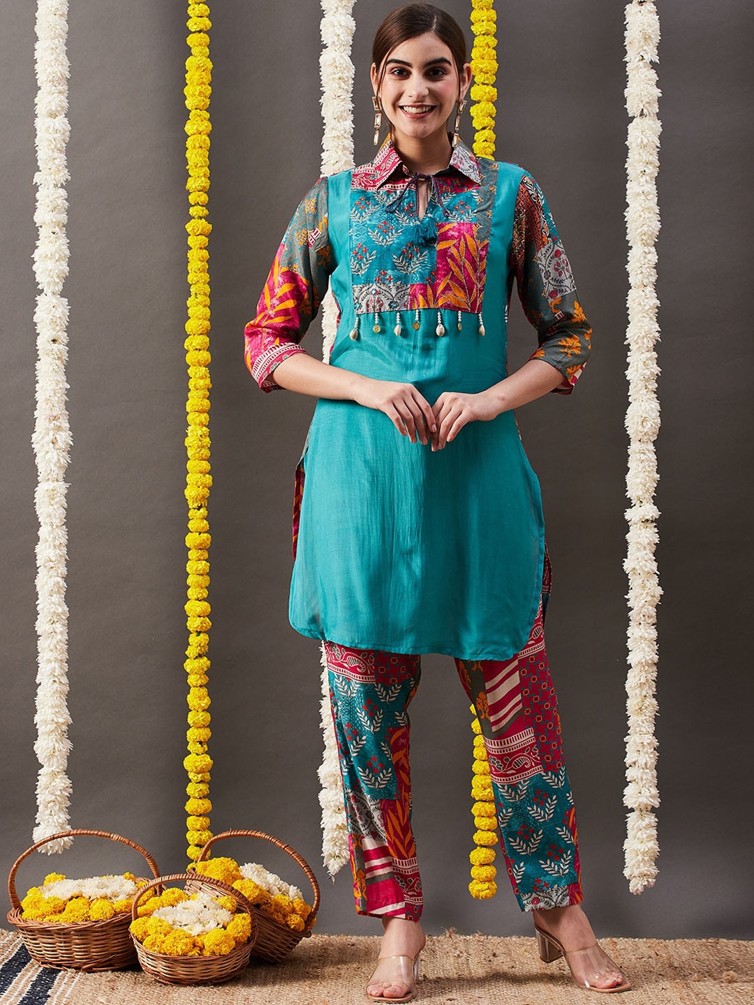 

FASHOR Floral Printed Pathani Kurti with Trousers, Blue