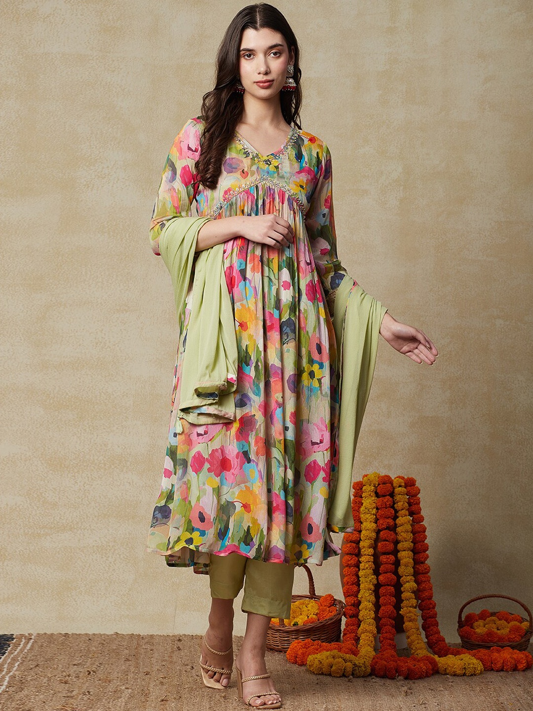 

FASHOR Floral Printed Anarkali Kurta with Trousers & With Dupatta, Green