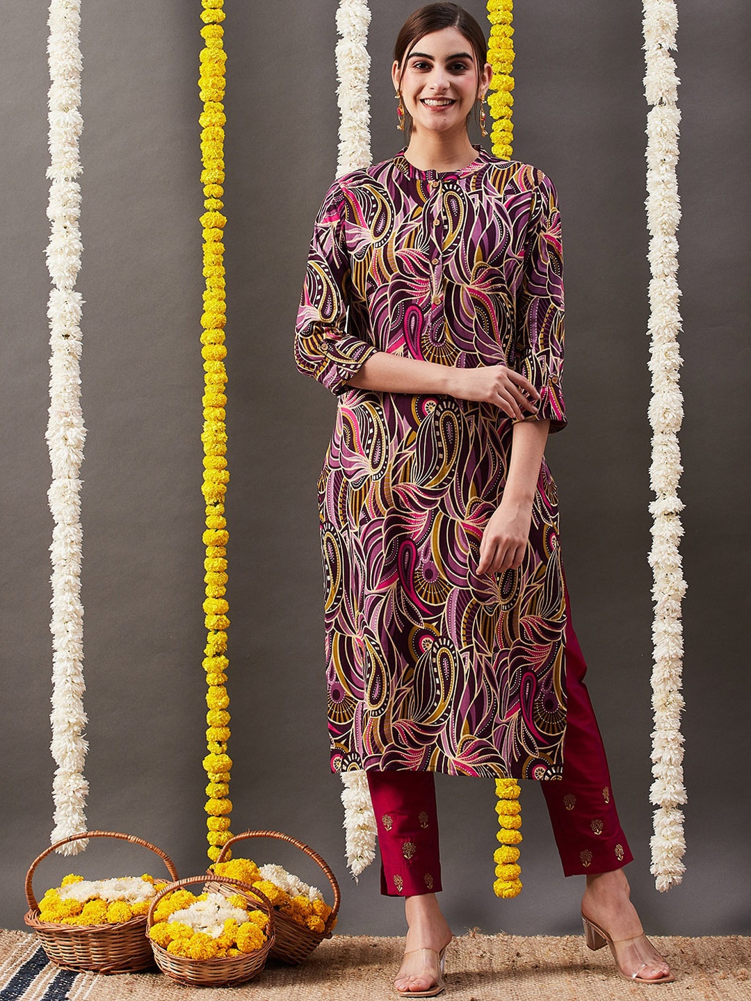 

FASHOR Ethnic Motifs Printed Straight Kurta, Purple