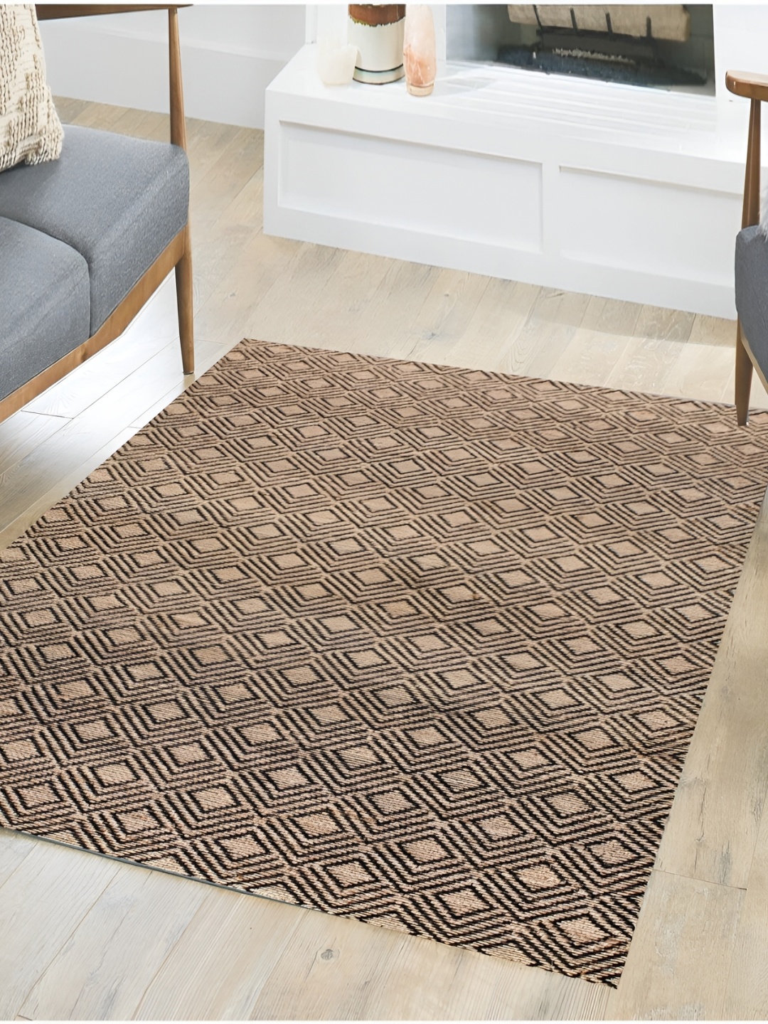 

MRIC Beige Geometric Handmade Hemp Carpet