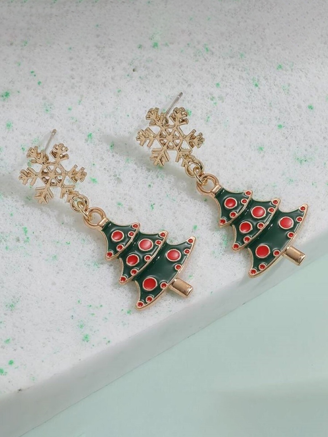 

EL REGALO Contemporary Alloy Drop Earrings, Gold