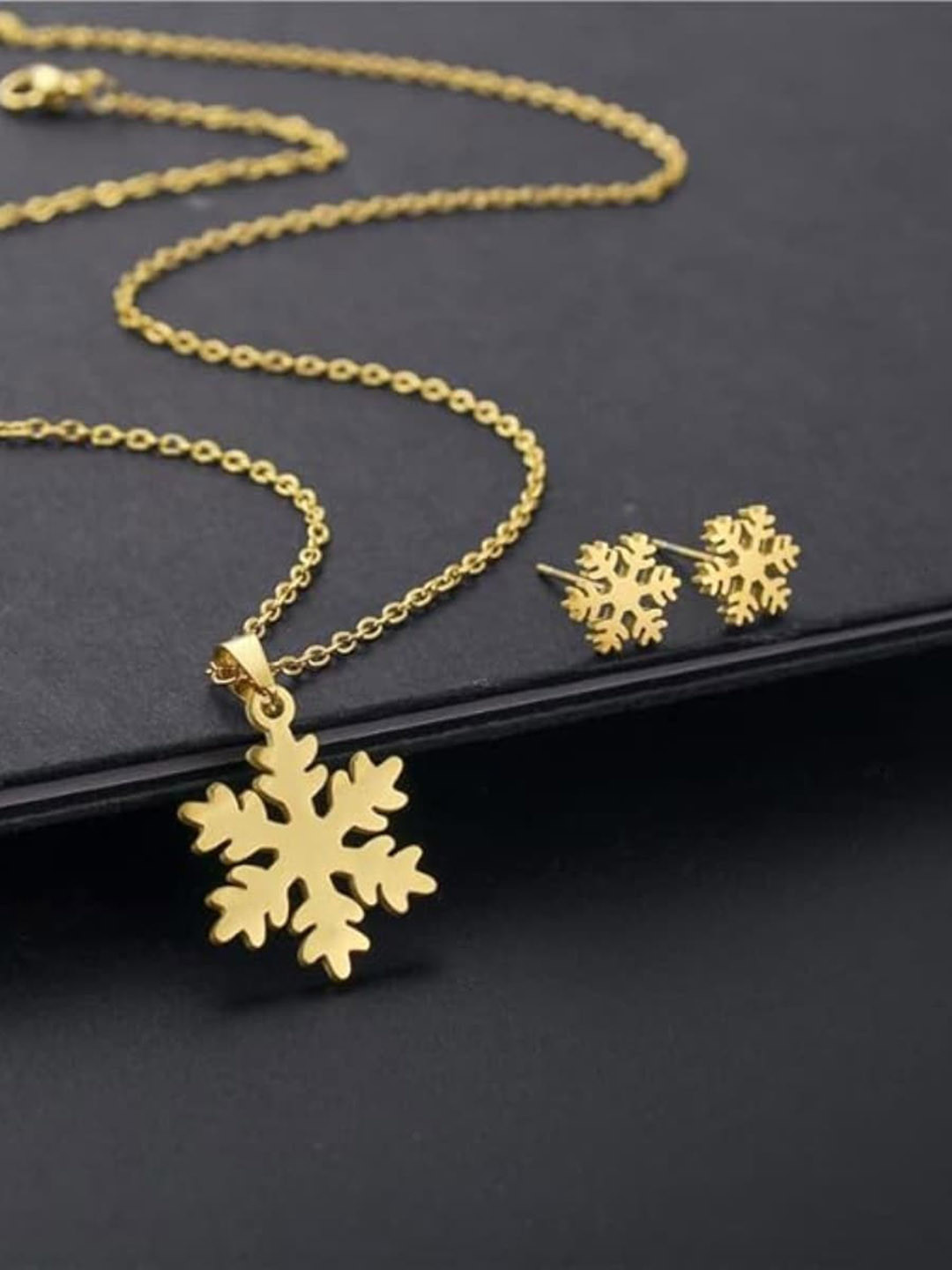 

EL REGALO Christmas Themed Jewellery Set, Gold