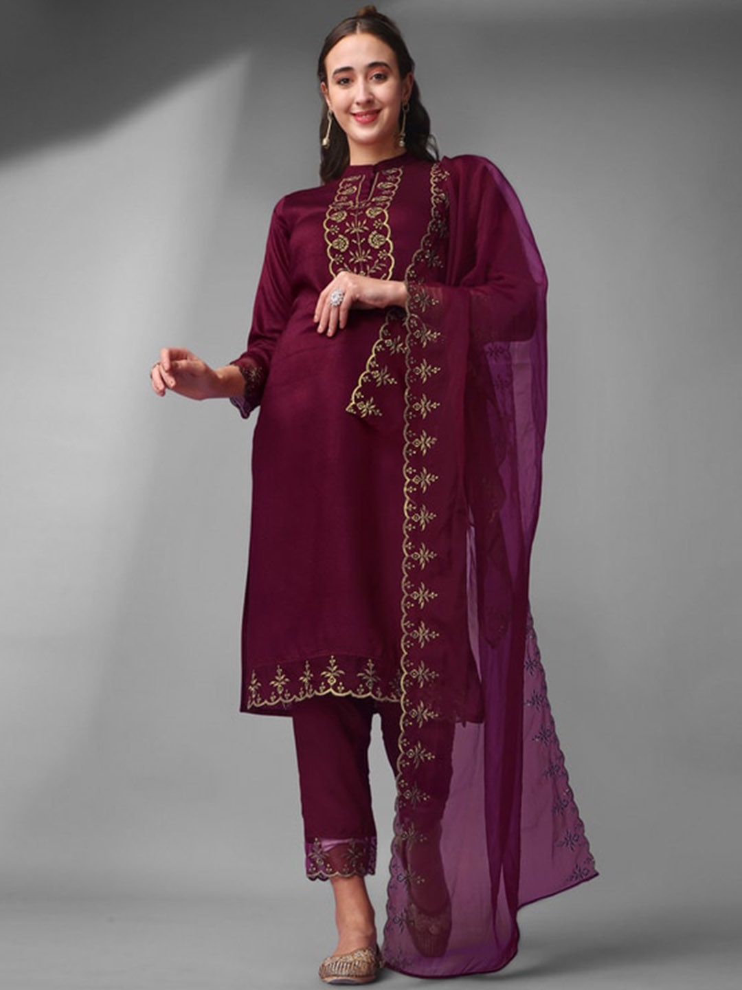 

Jinax Floral Embroidered Kurta with Pyjamas & With Dupatta, Purple